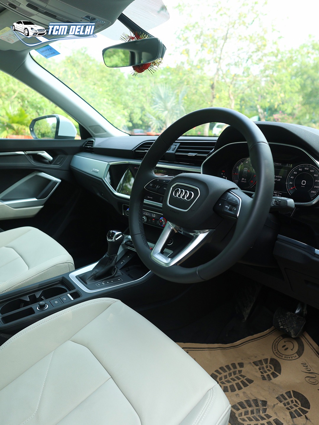 AUDI Q3 40 TFSI TECHNOLOGY