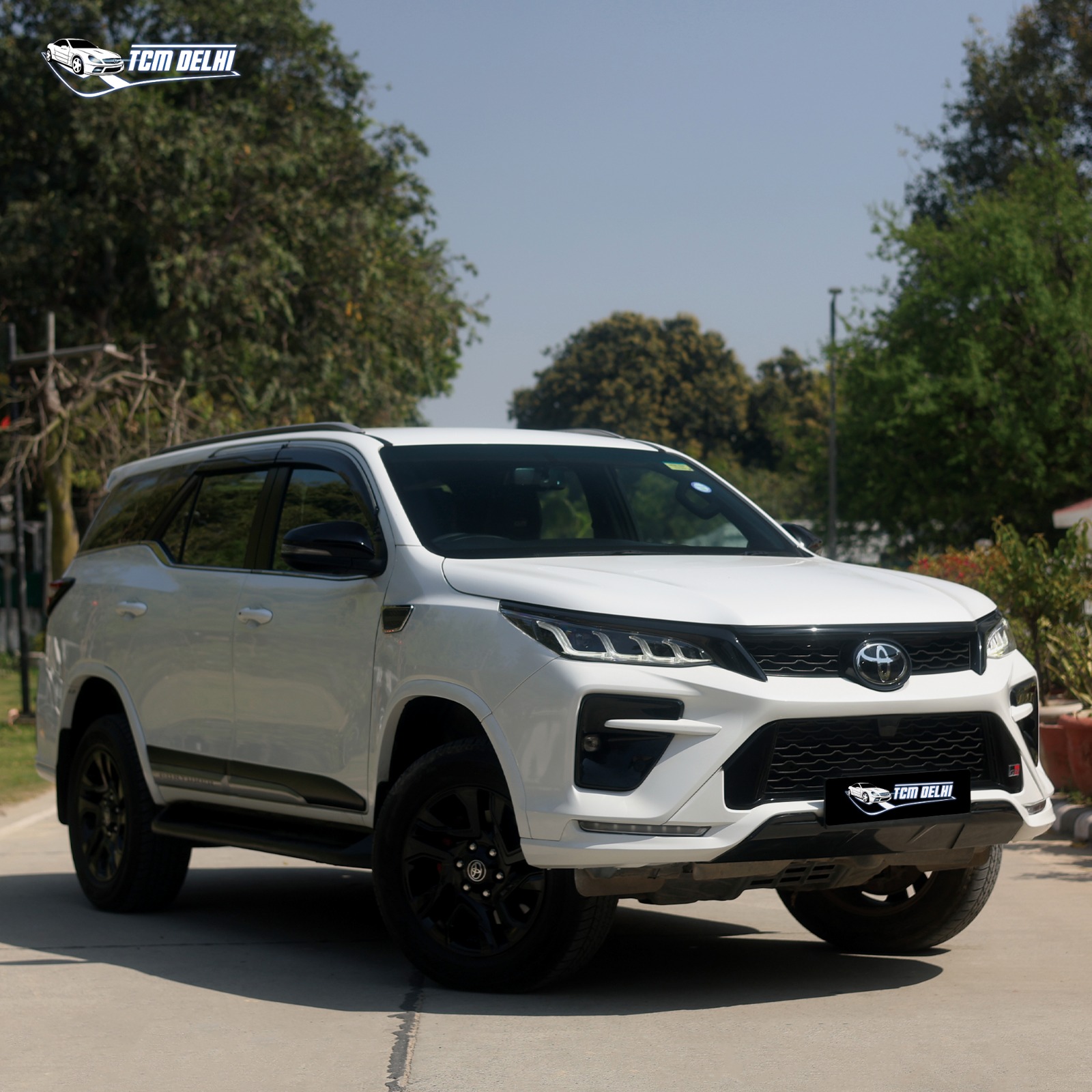 TOYOTA FORTUNER GR SPORT