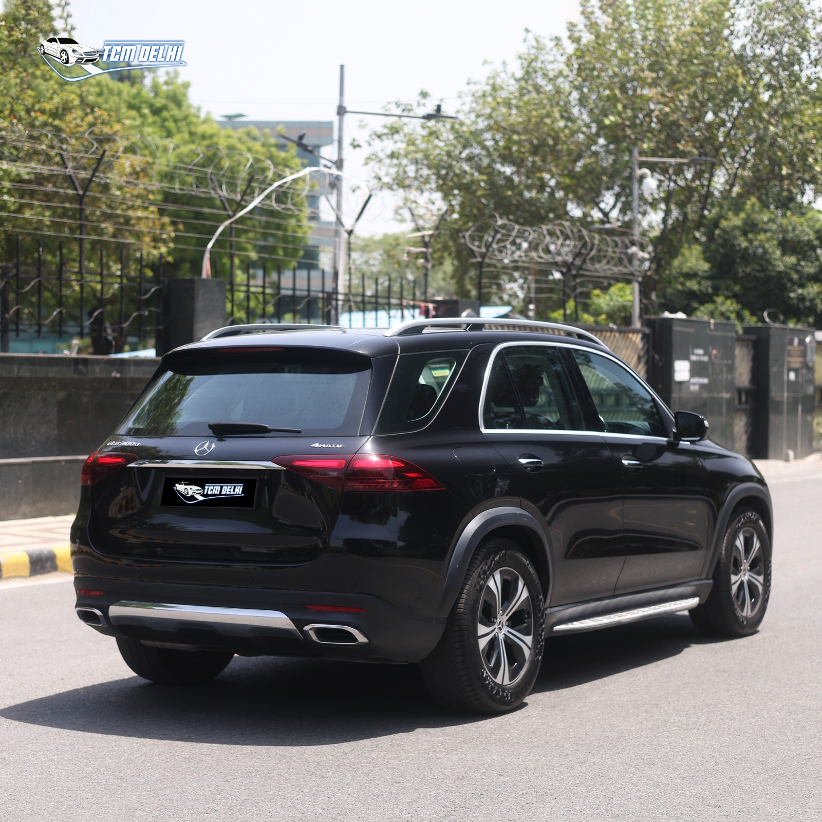 MERCEDES BENZ GLE300d