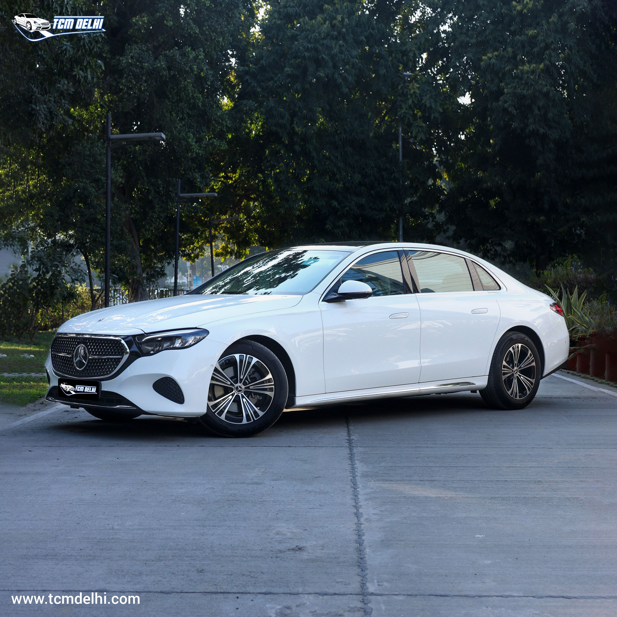 MERCEDES BENZ E200