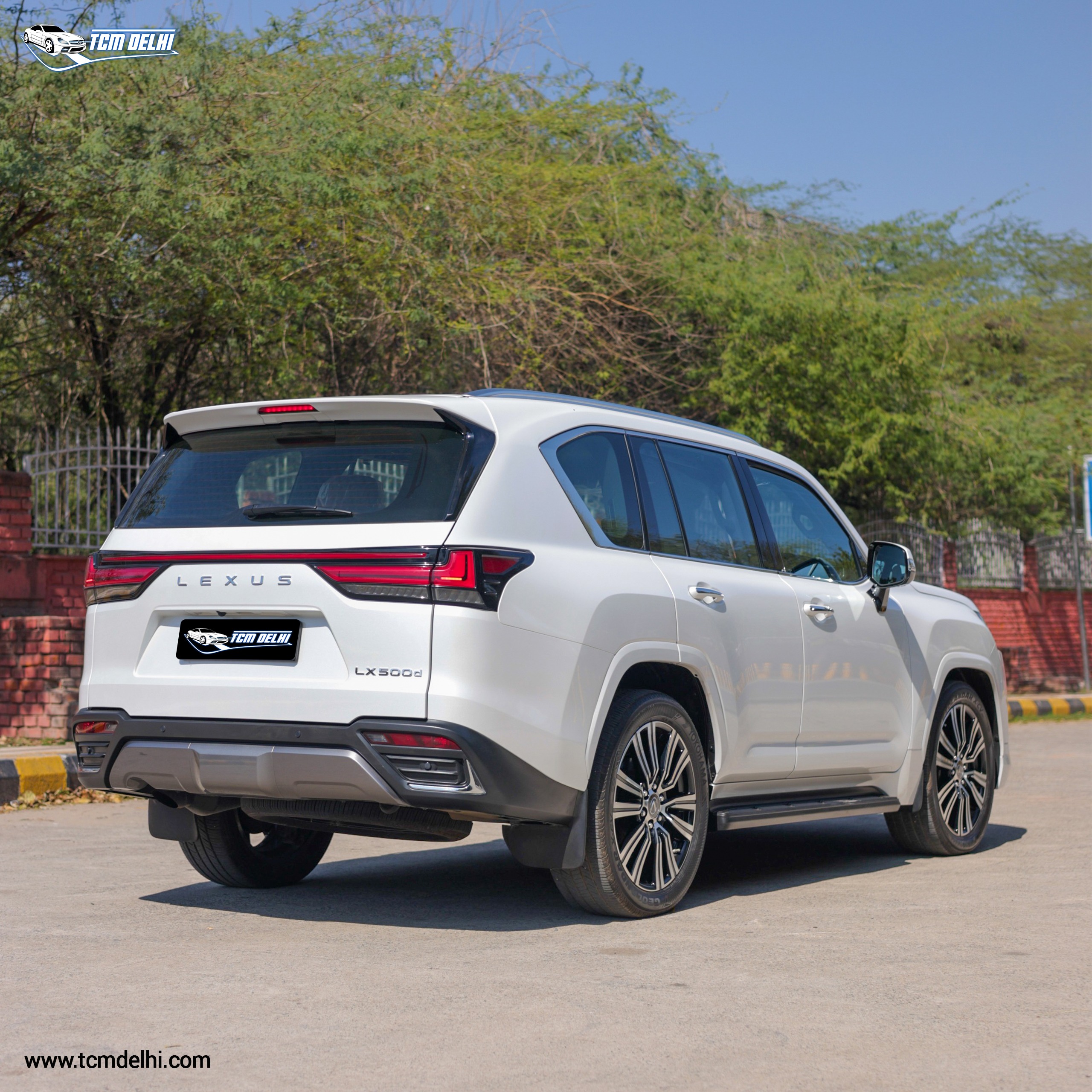 LEXUS LX500d