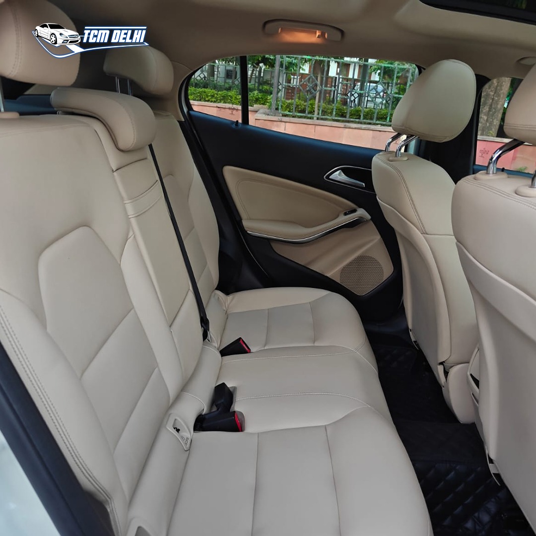 MERCEDES BENZ GLA200