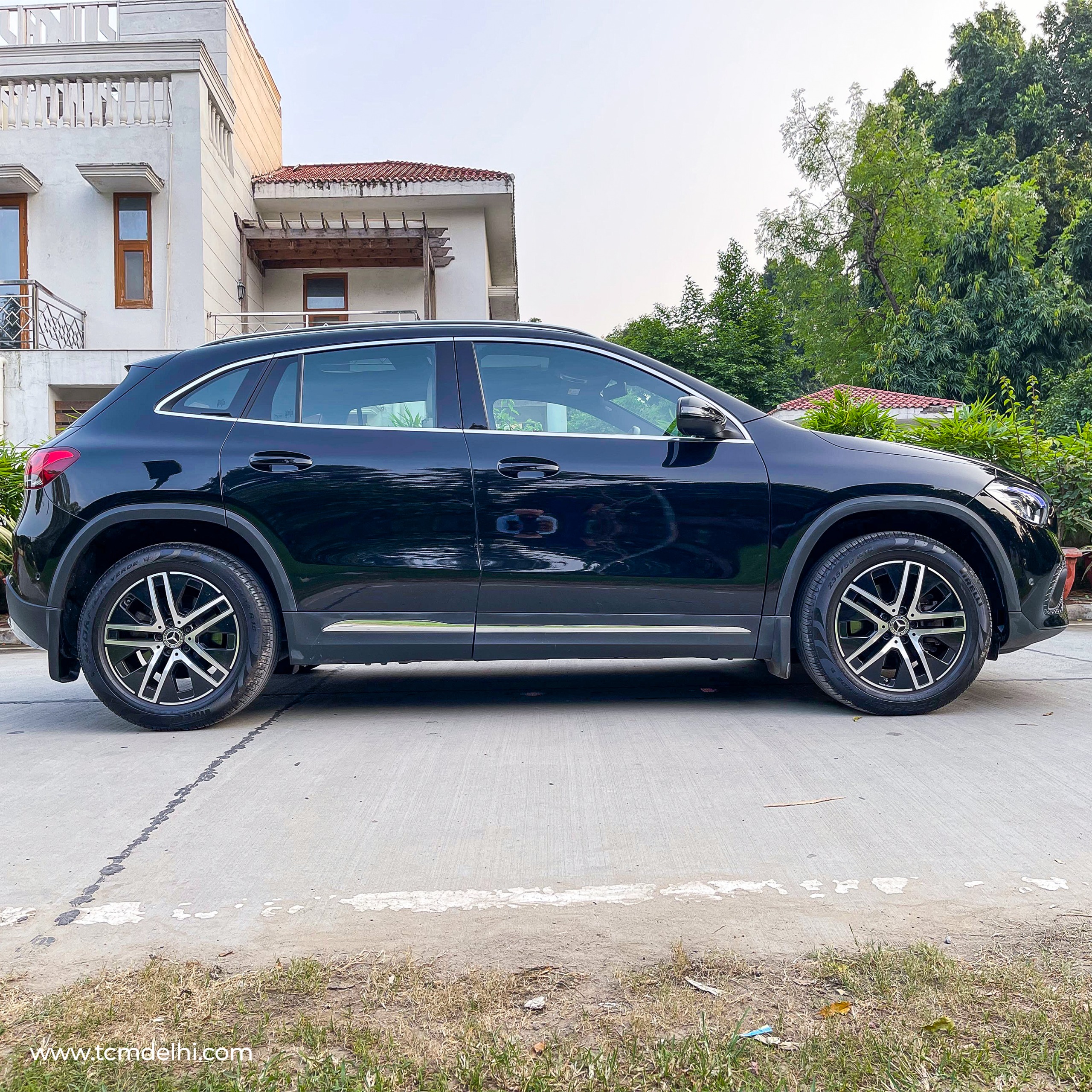 MERCEDES BENZ GLA220D