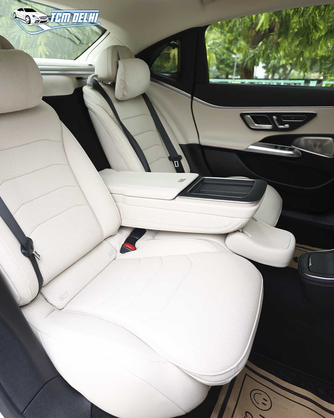MERCEDES BENZ E200