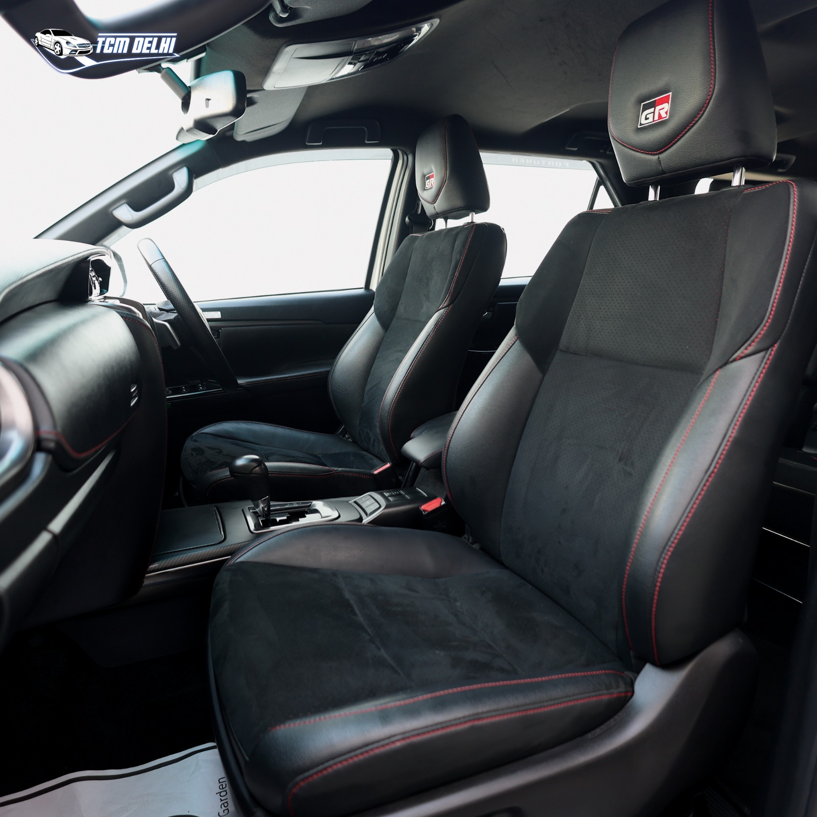 TOYOTA FORTUNER GR SPORT