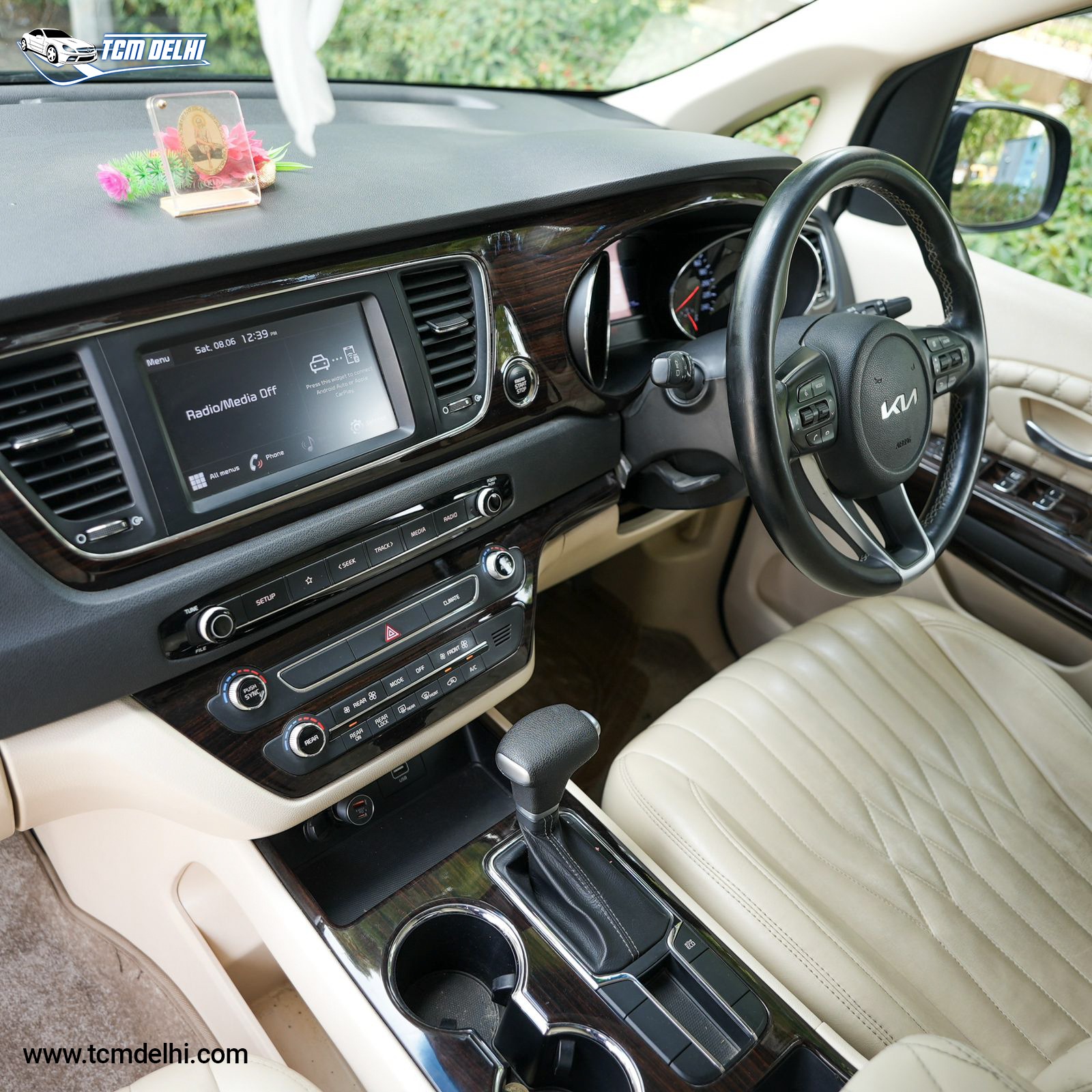 KIA CARNIVAL LIMOSINE+