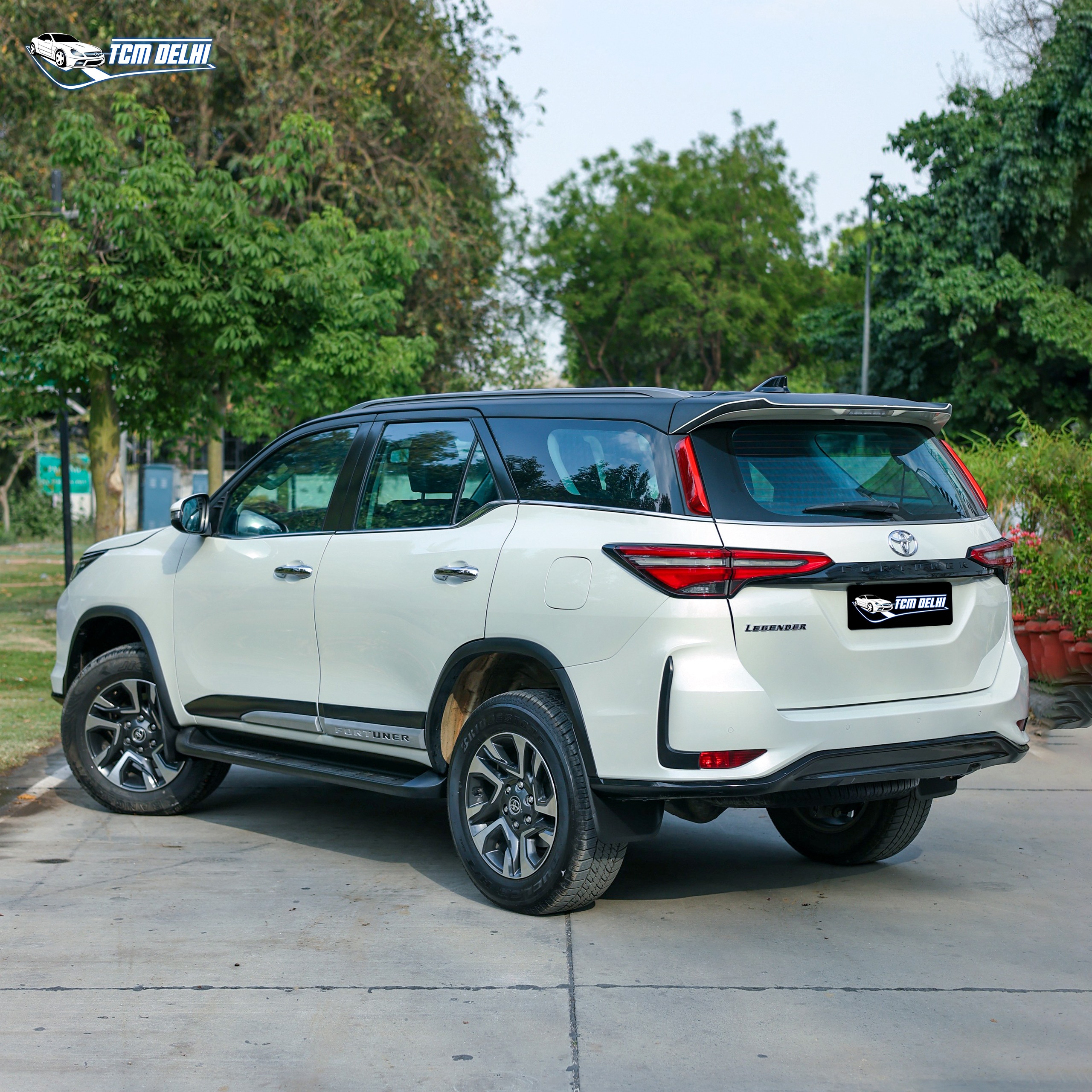 TOYOTA FORTUNER LEGENDER 4X2 AT