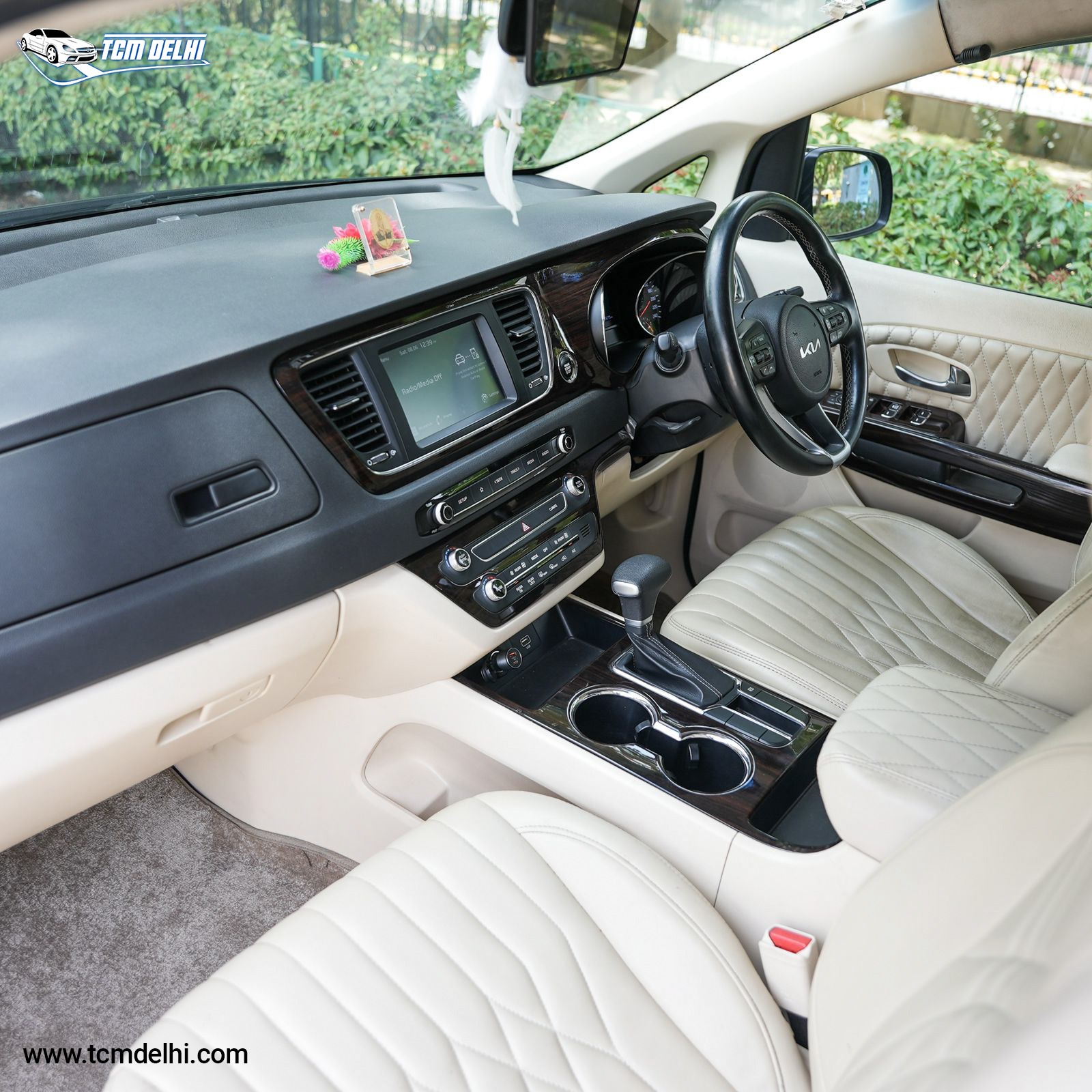 KIA CARNIVAL LIMOSINE+