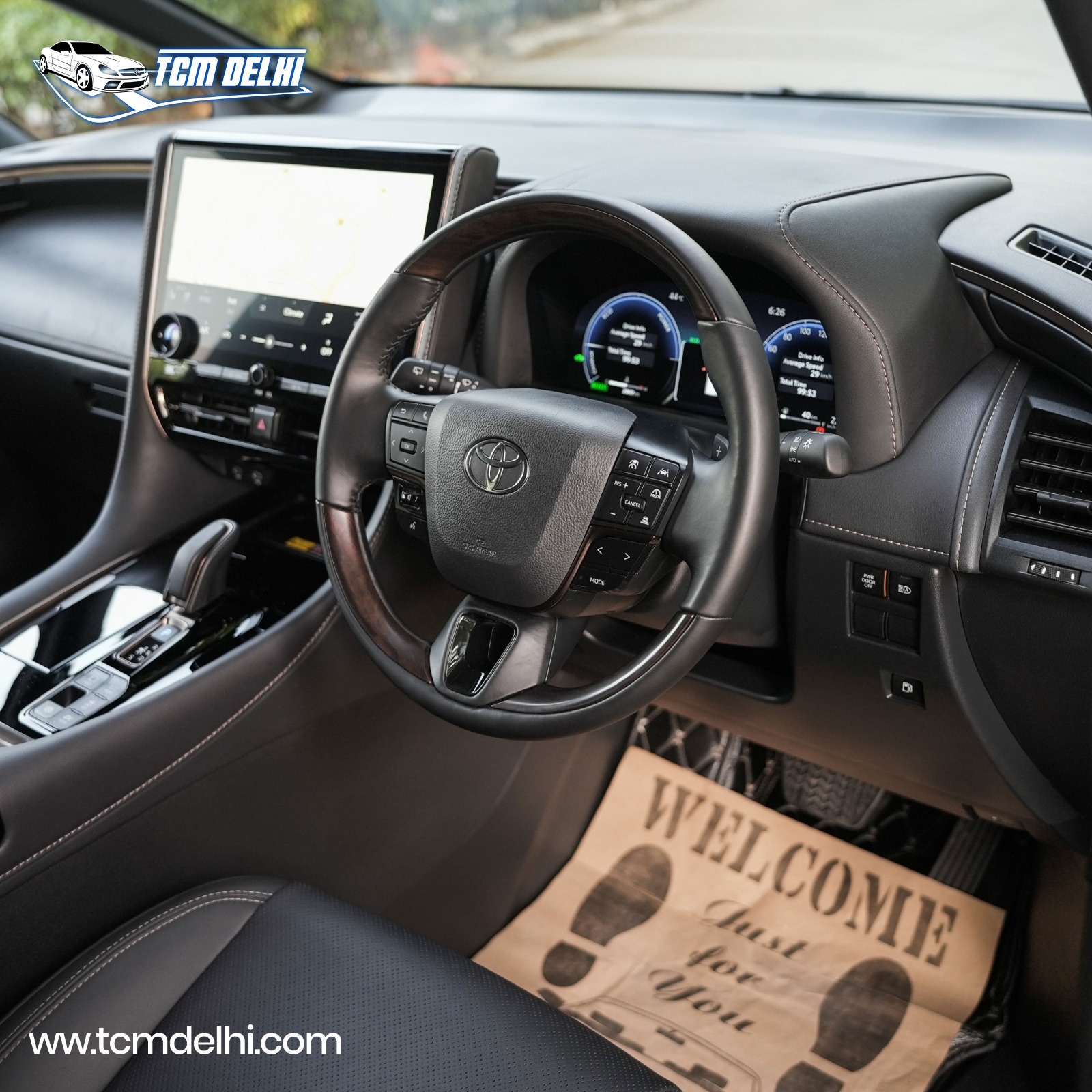 TOYOTA VELLFIRE HYBRID HI