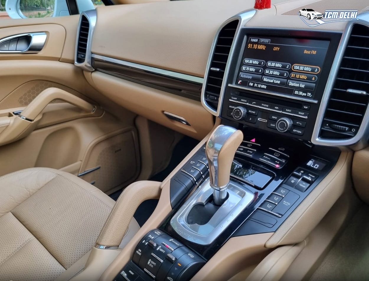 PORSCHE CAYENNE PLATINUM EDIYION