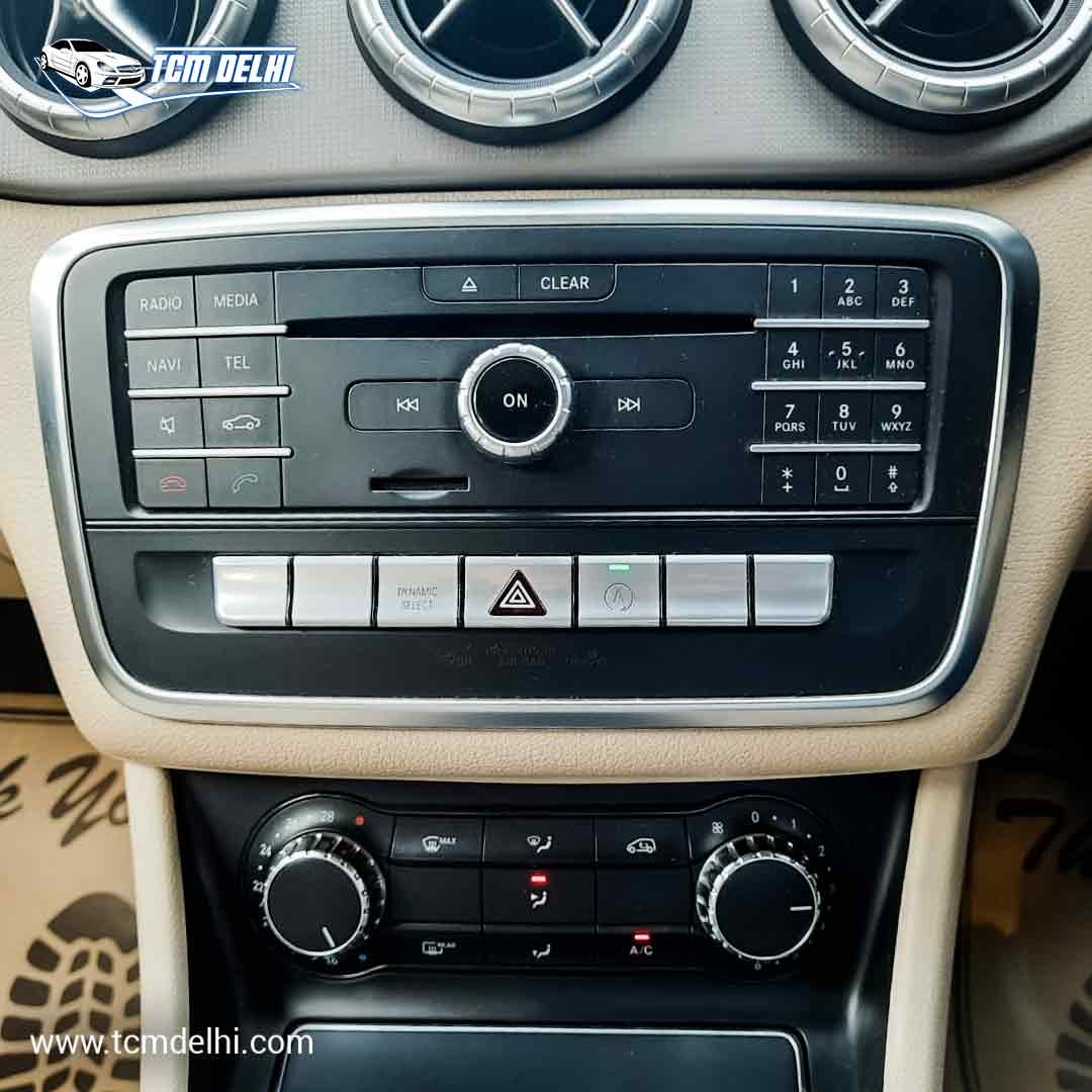 MERCEDES BENZ CLA200d