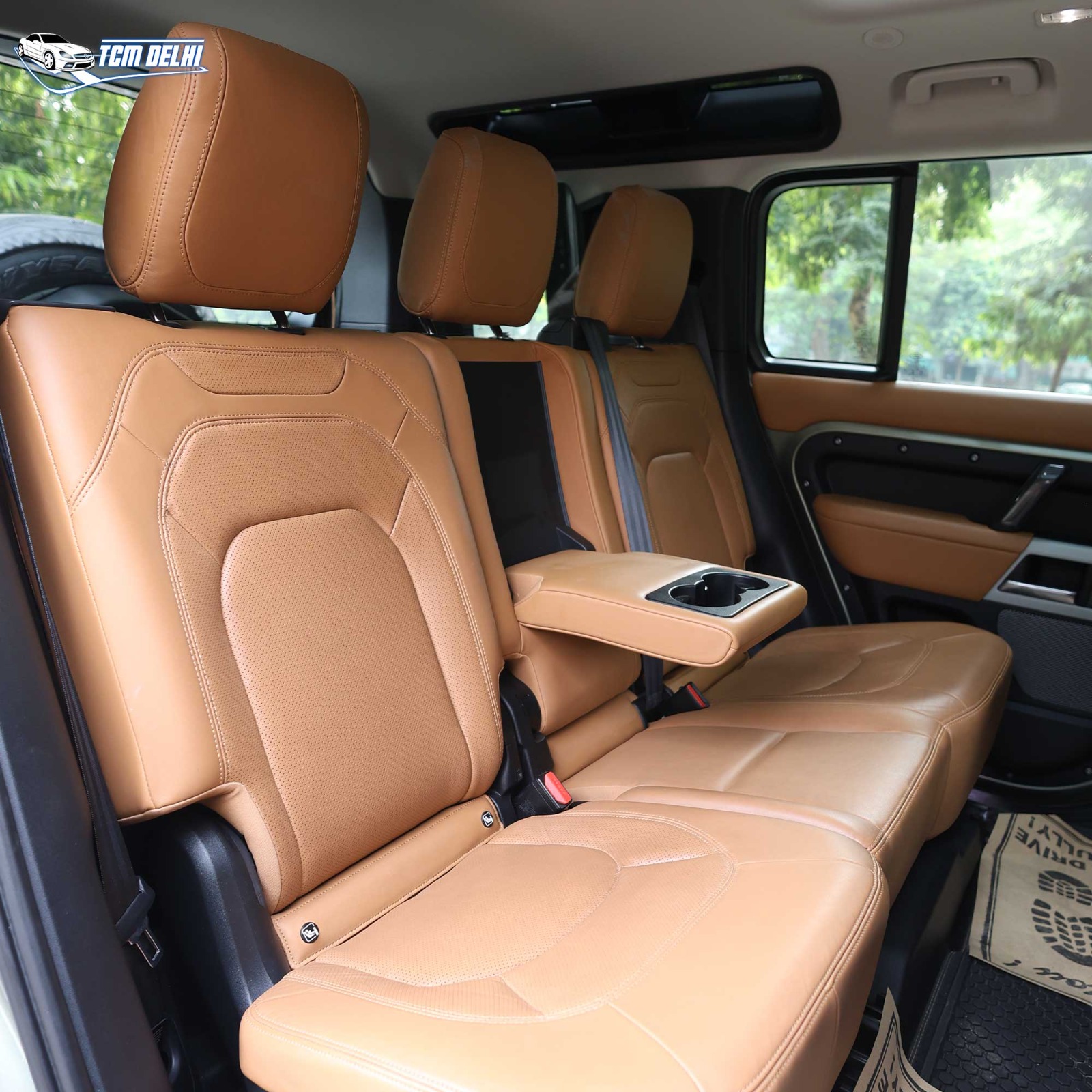 LAND ROVER DEFENDER 2.0 HSE 110PS