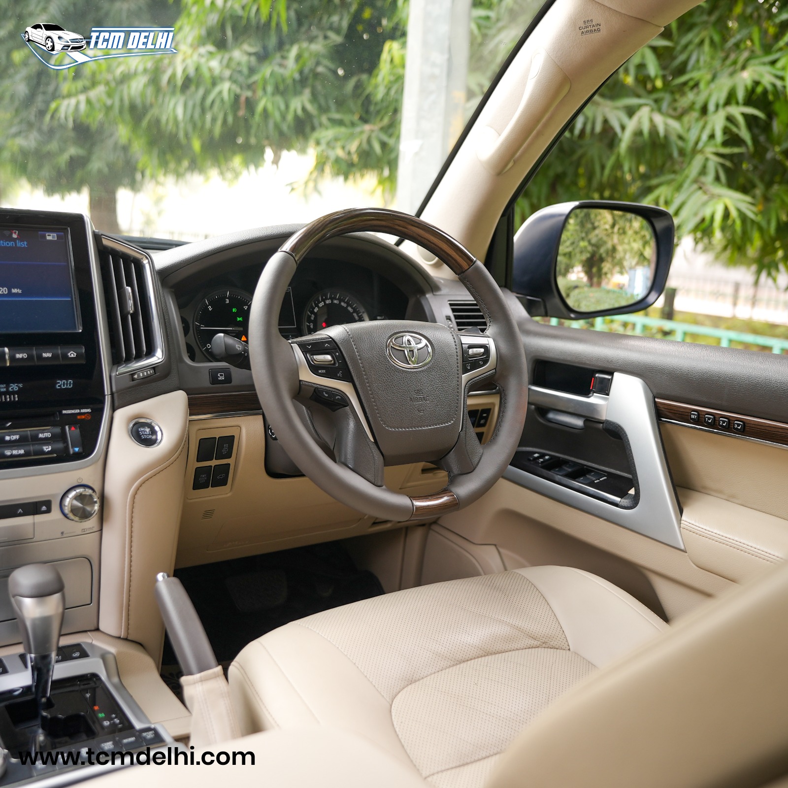 TOYOTA LAND CRUISER V8