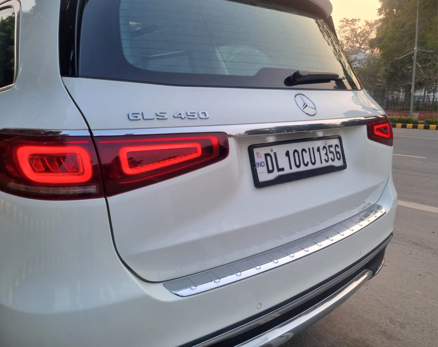 MERCEDES BENZ GLS450