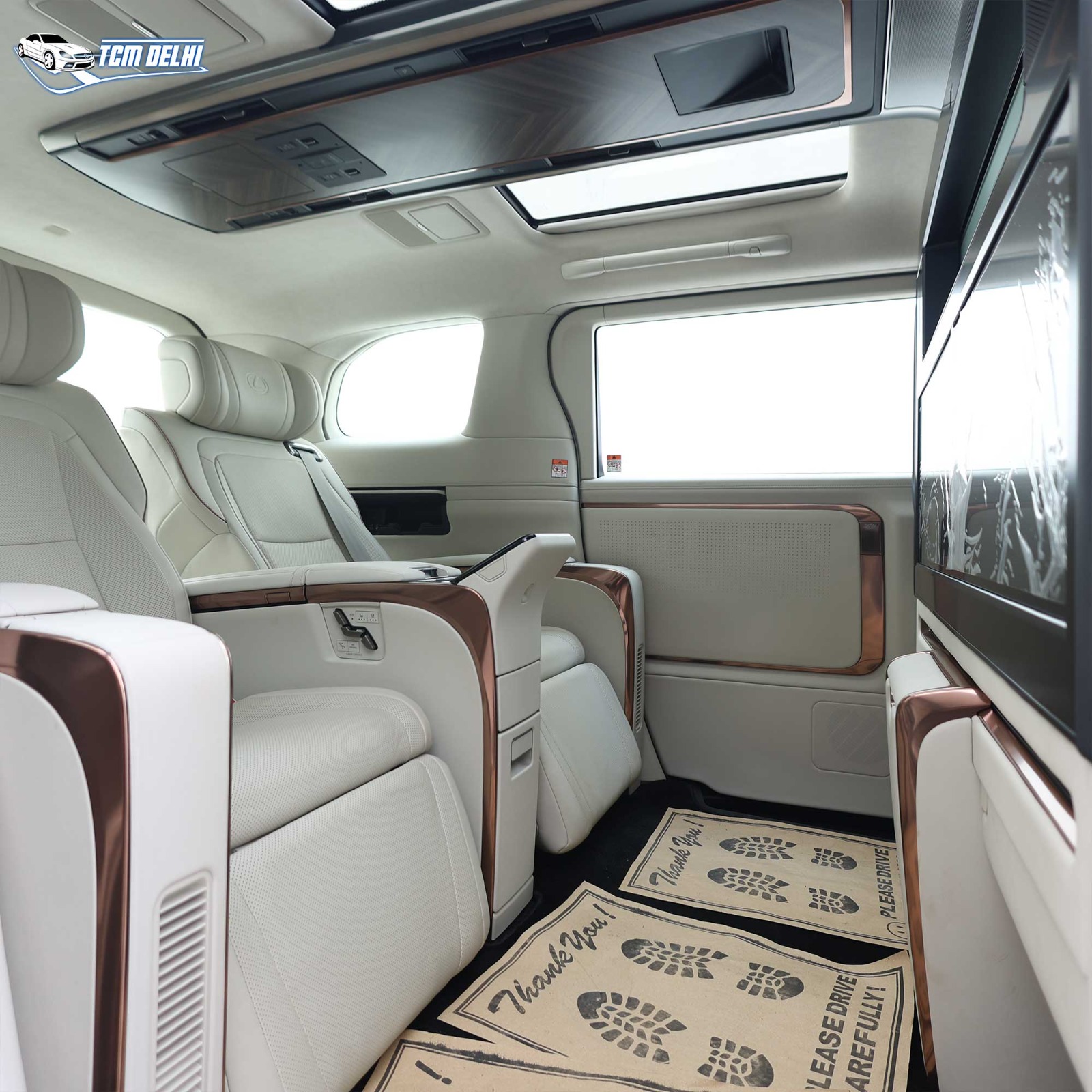LEXUS LM 350h 4S LUXURY HYBRID