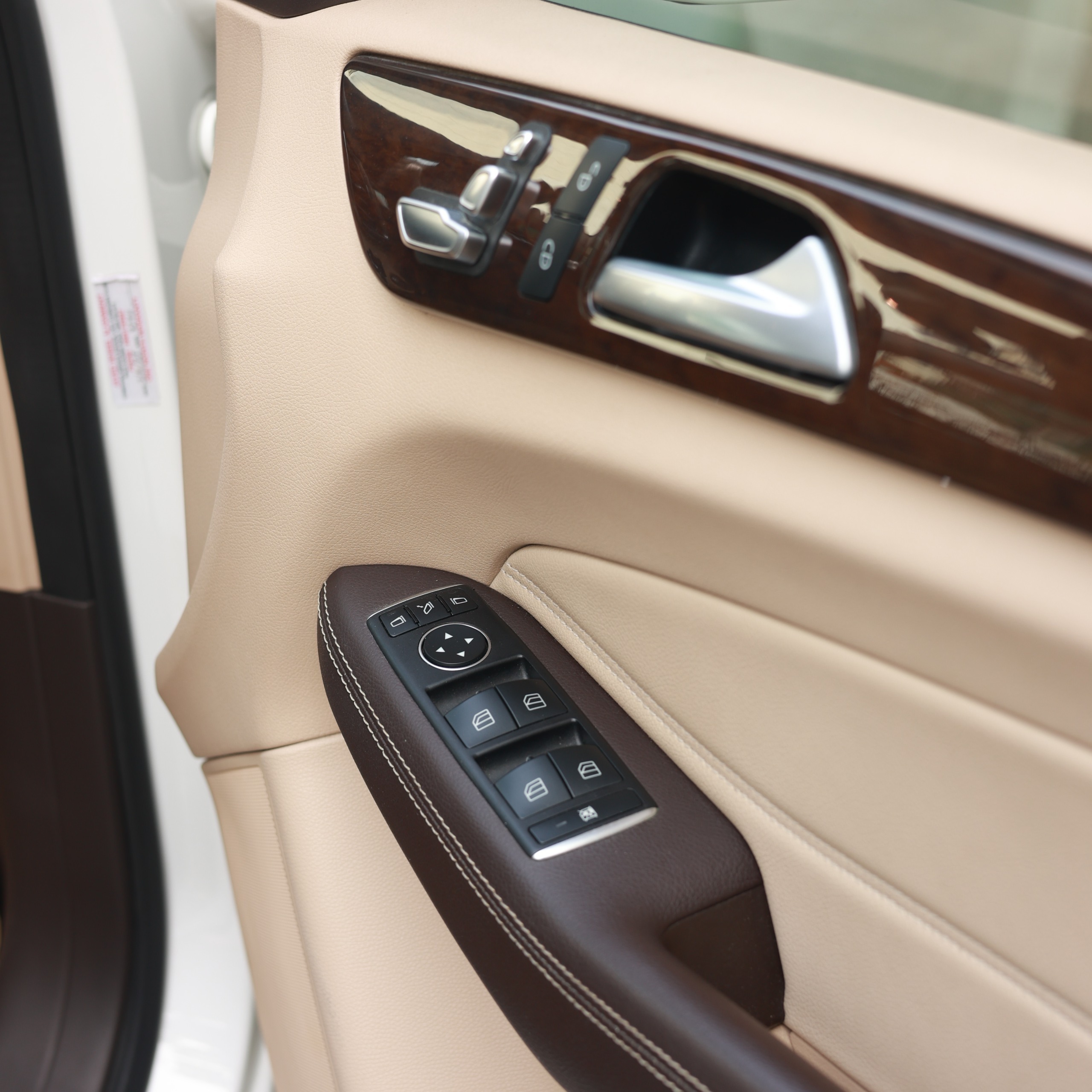 MERCEDES BENZ GLE250d