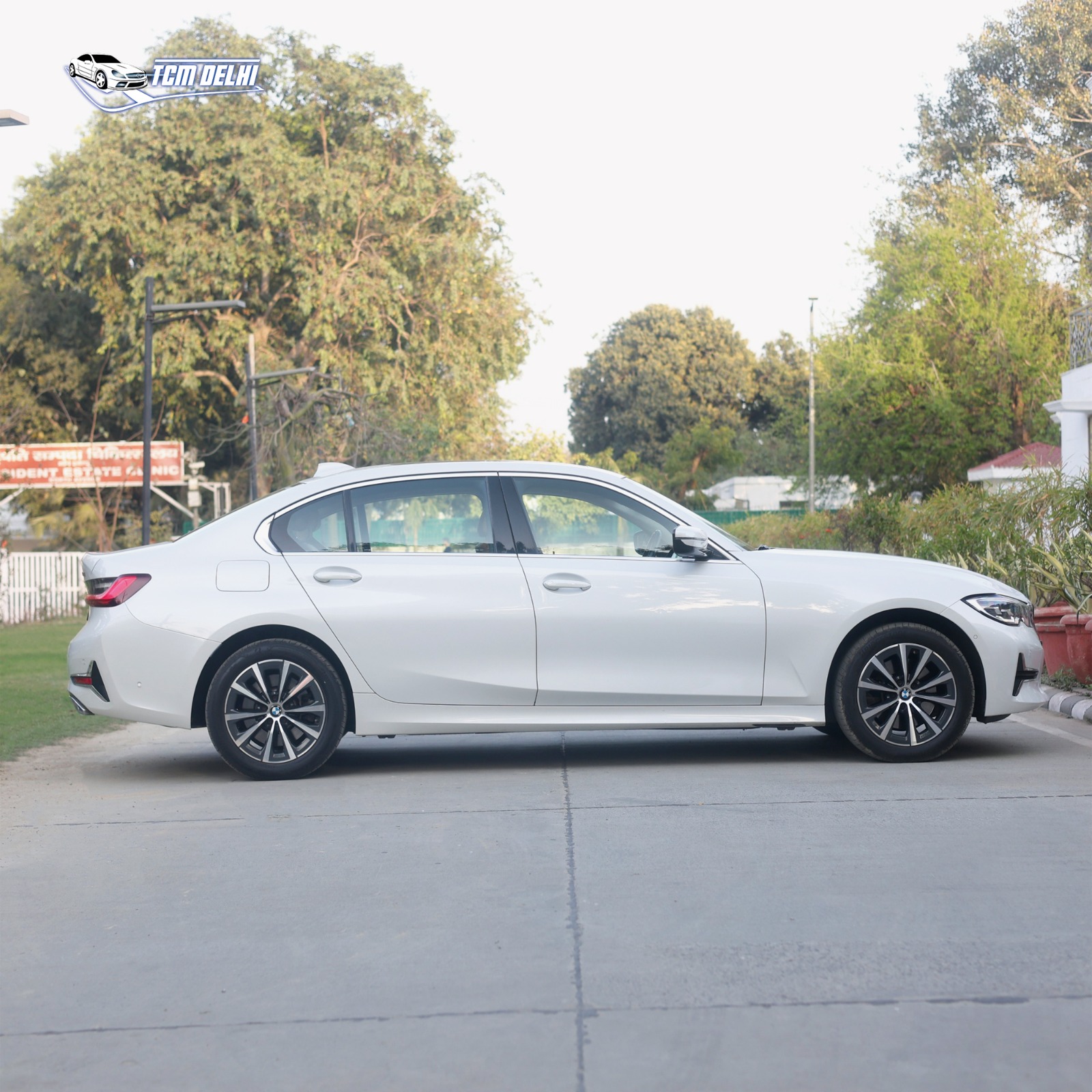 BMW 330li LUXURY LINE
