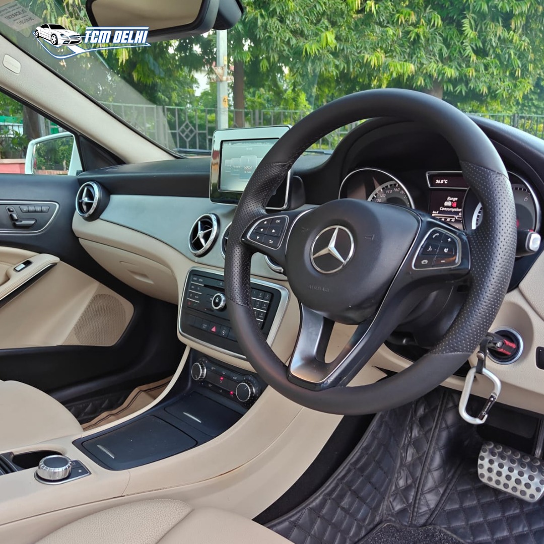 MERCEDES BENZ GLA200
