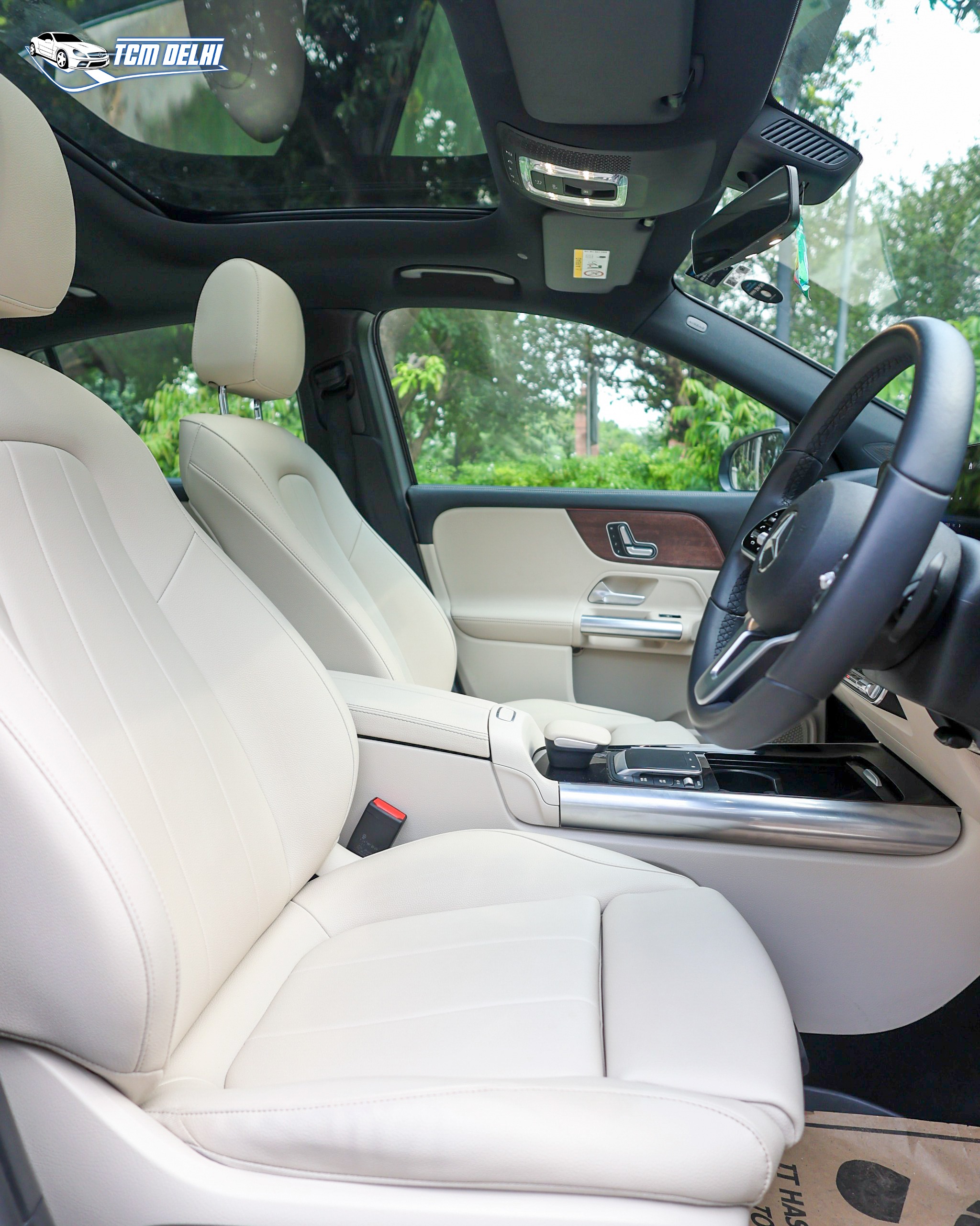 MERCEDES BENZ GLA200