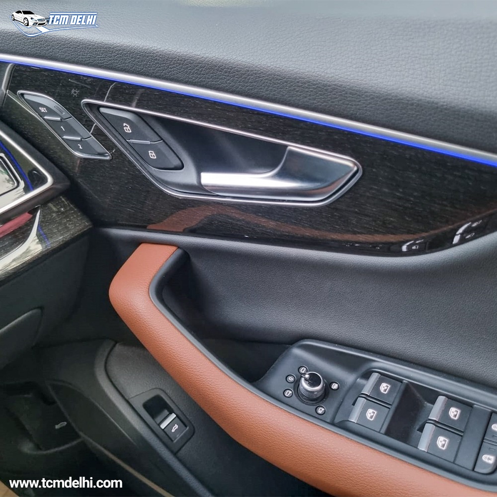 AUDI Q7 55TFSI TECHNOLOGY