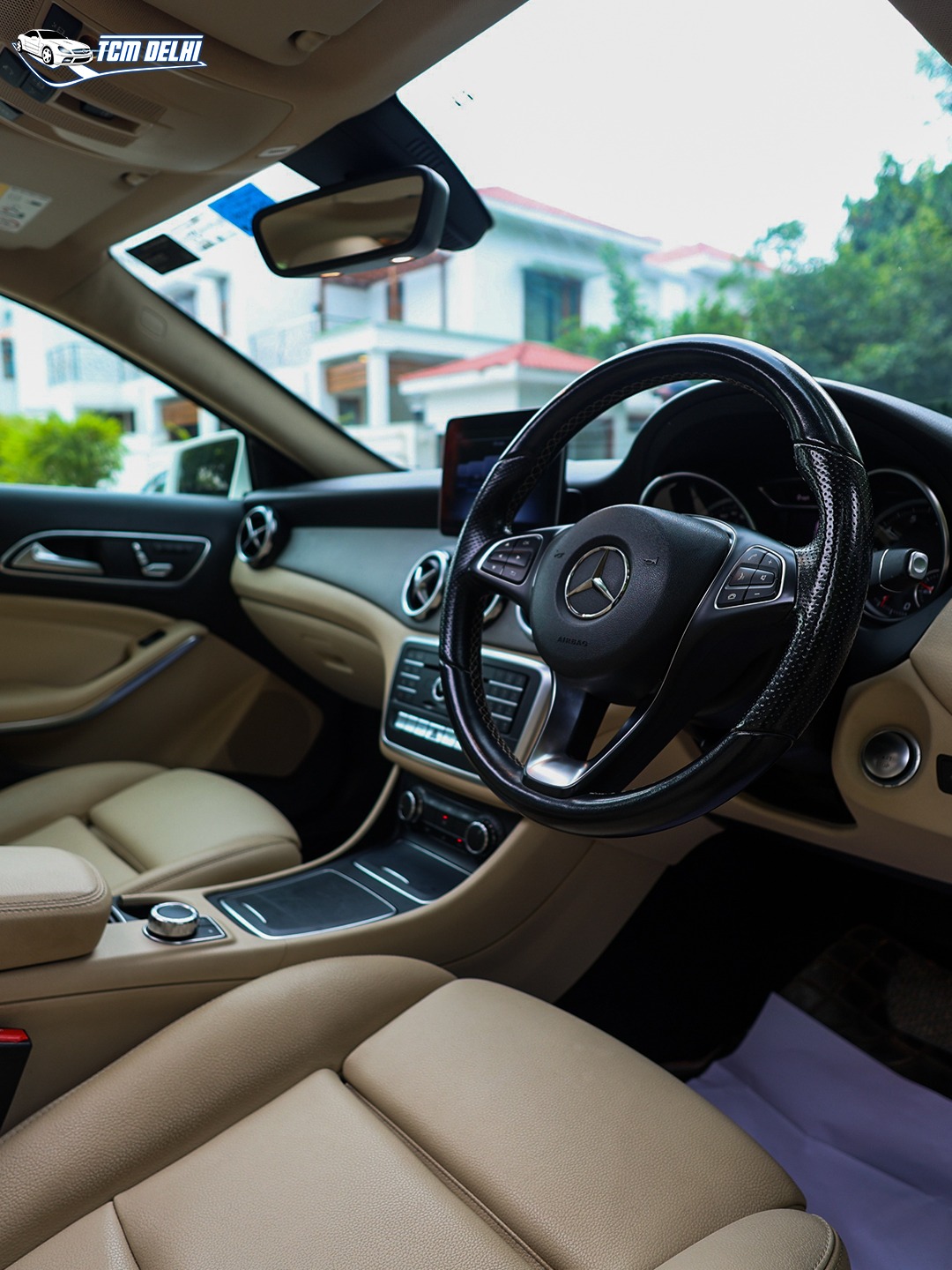 MERCEDES BENZ GLA200