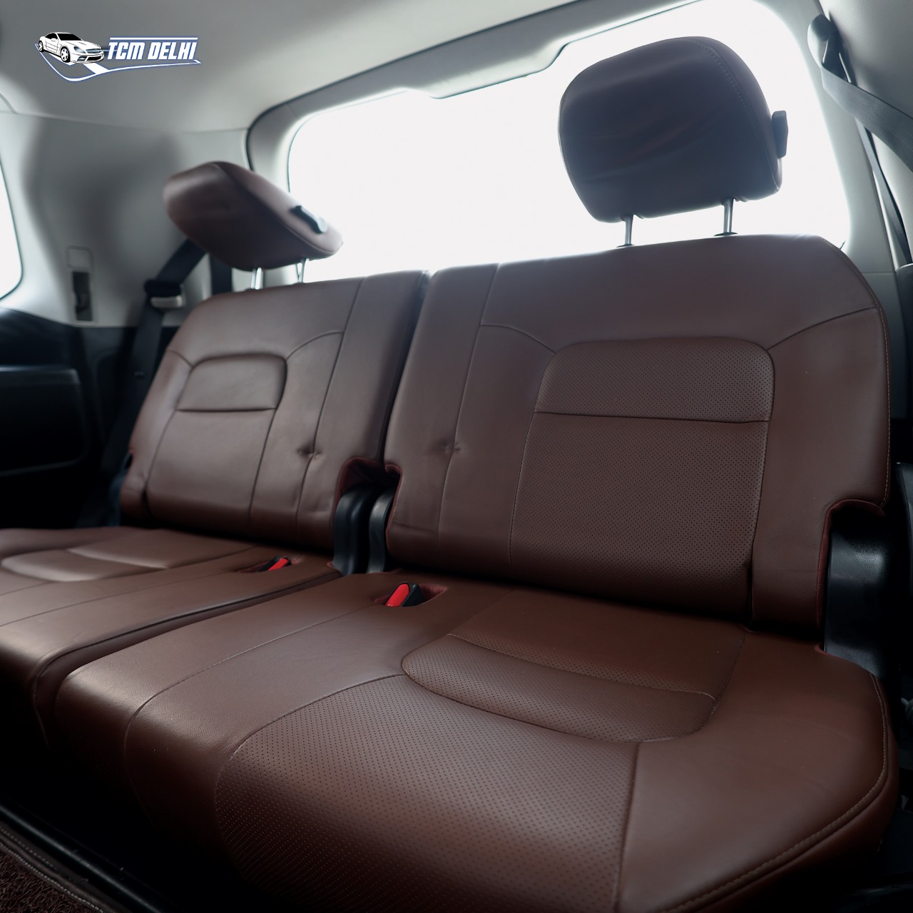 TOYOTA LAND CRUISER VX200