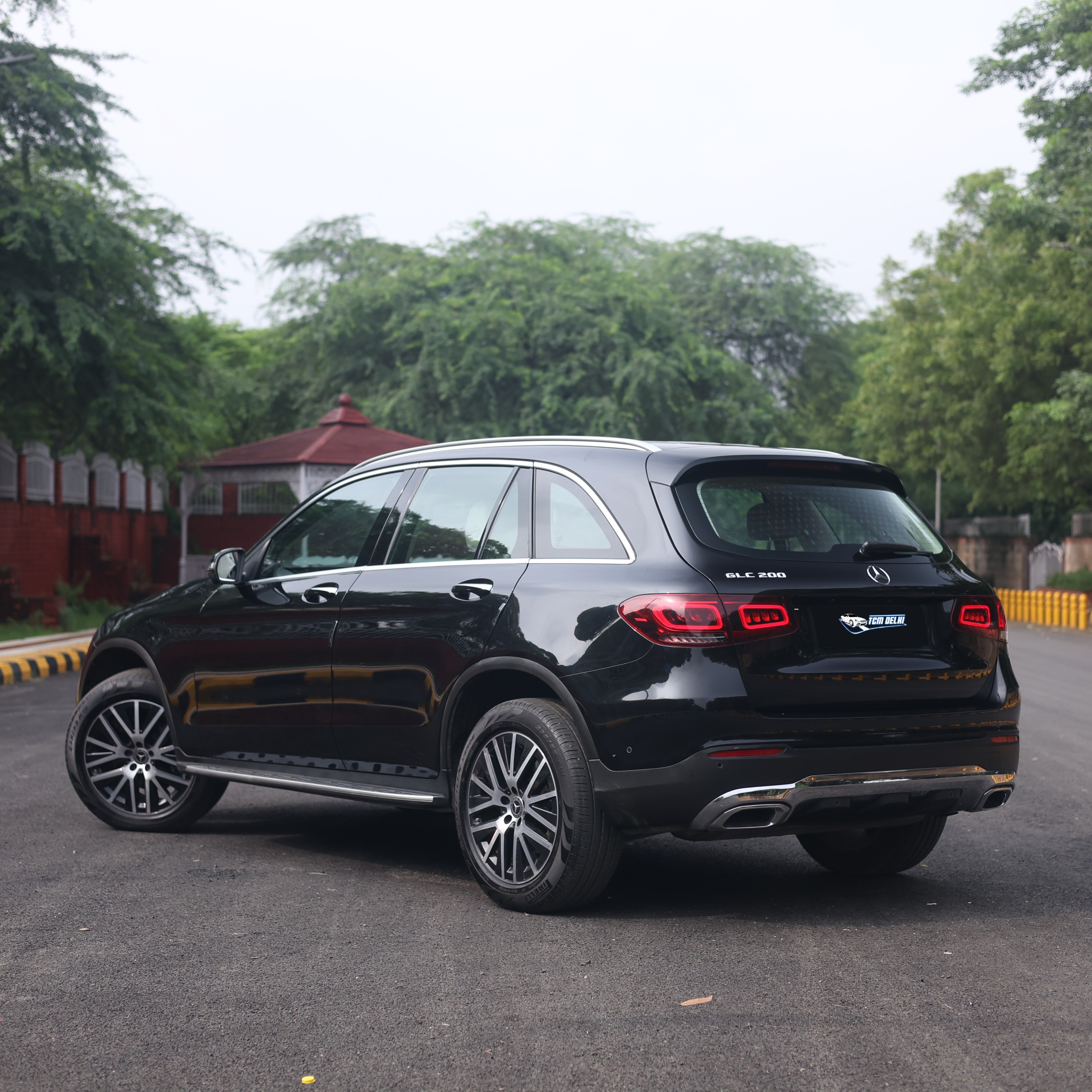 MERCEDES BENZ GLC200