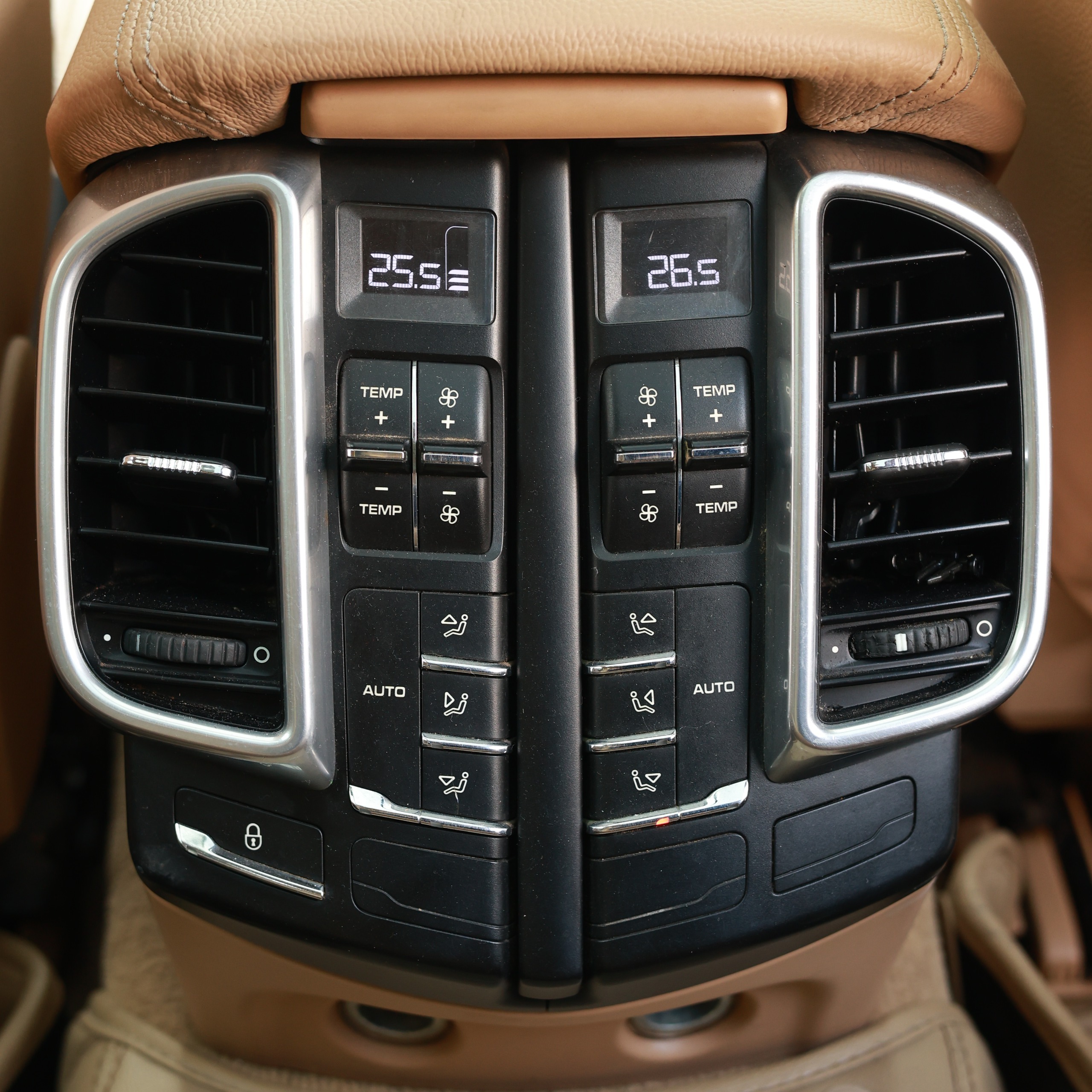 PORSCHE CAYENNE 3.0