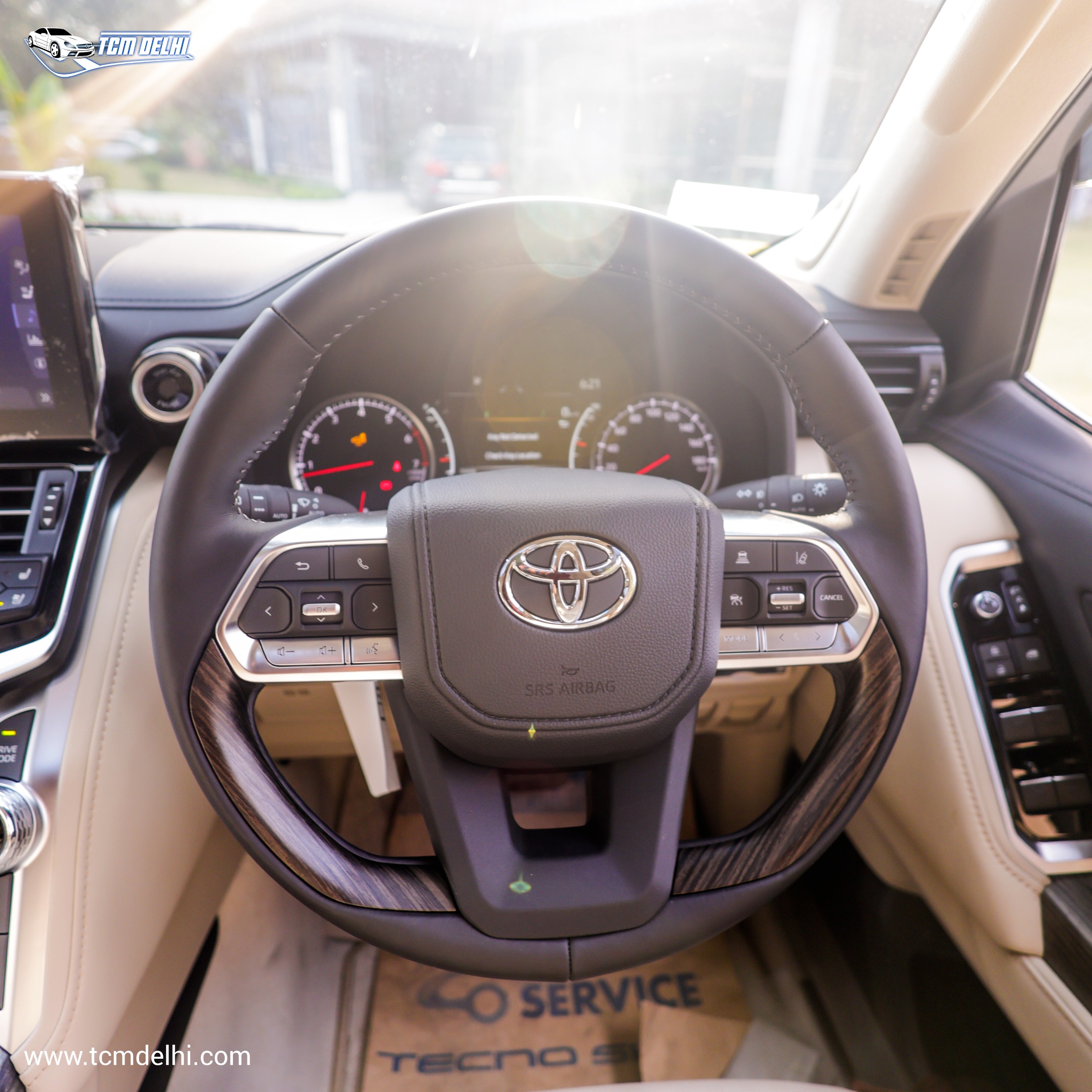 TOYOTA LAND CRUISER LC300 ZX