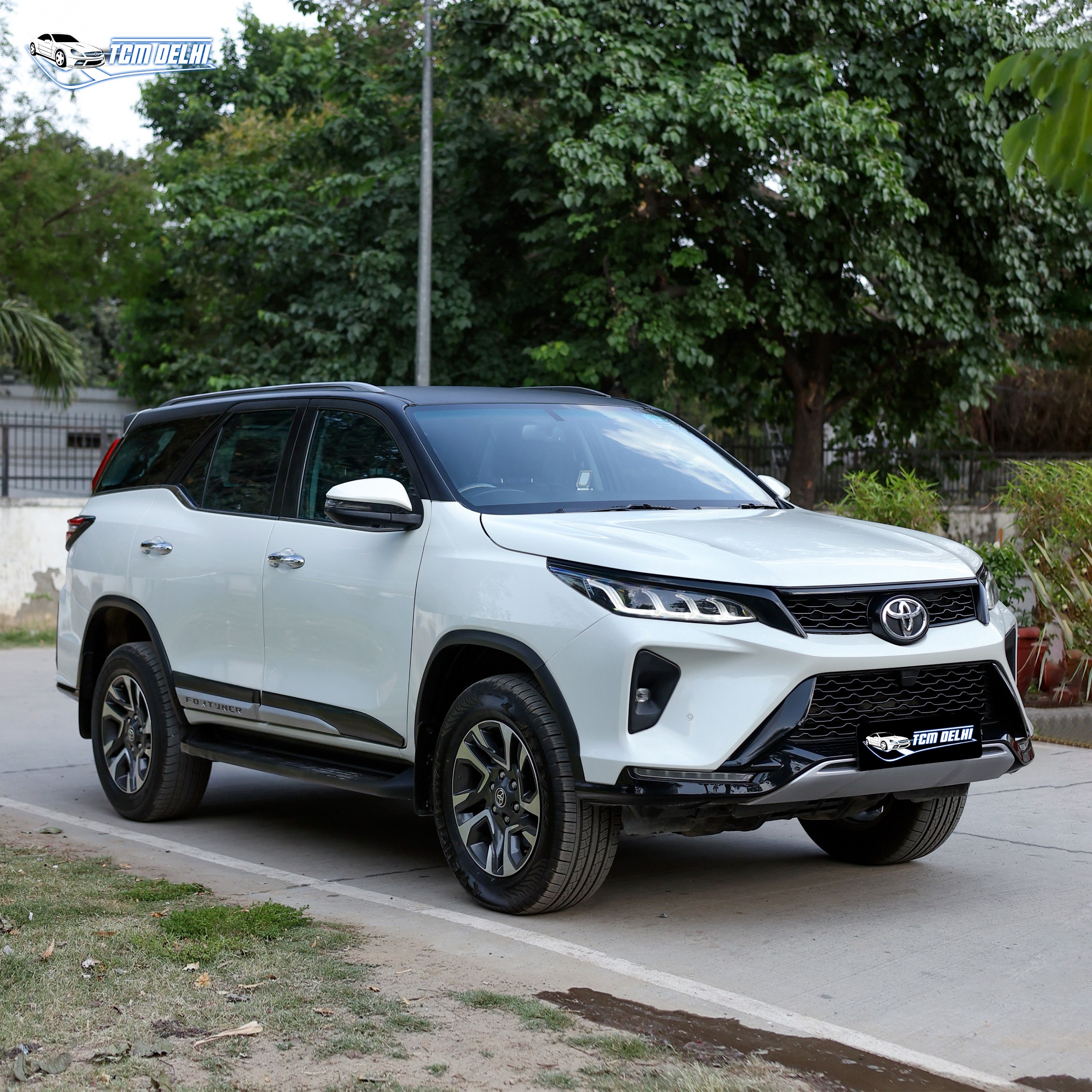 TOYOTA FORTUNER LEGENDER 4X2 AT