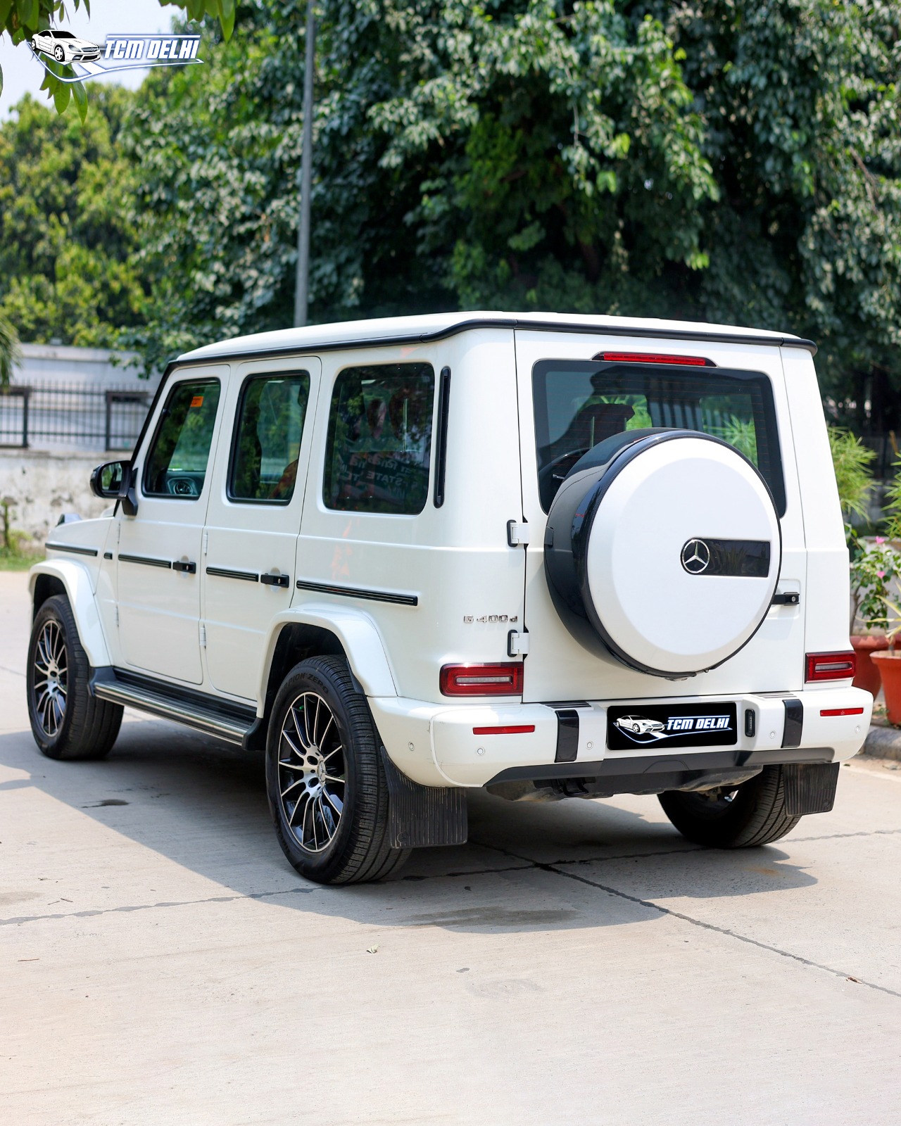 MERCEDES BENZ G400d