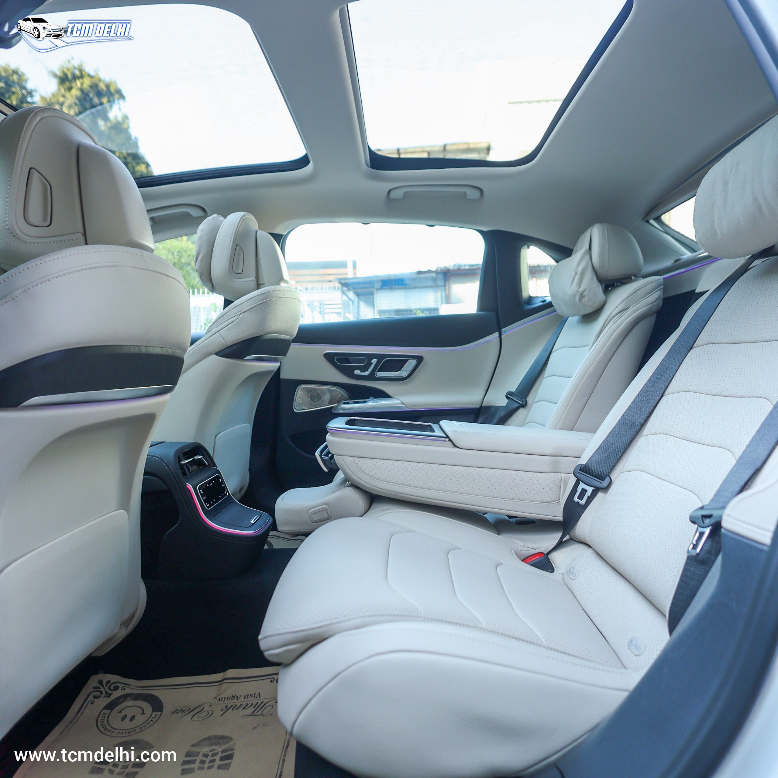 MERCEDES BENZ E200