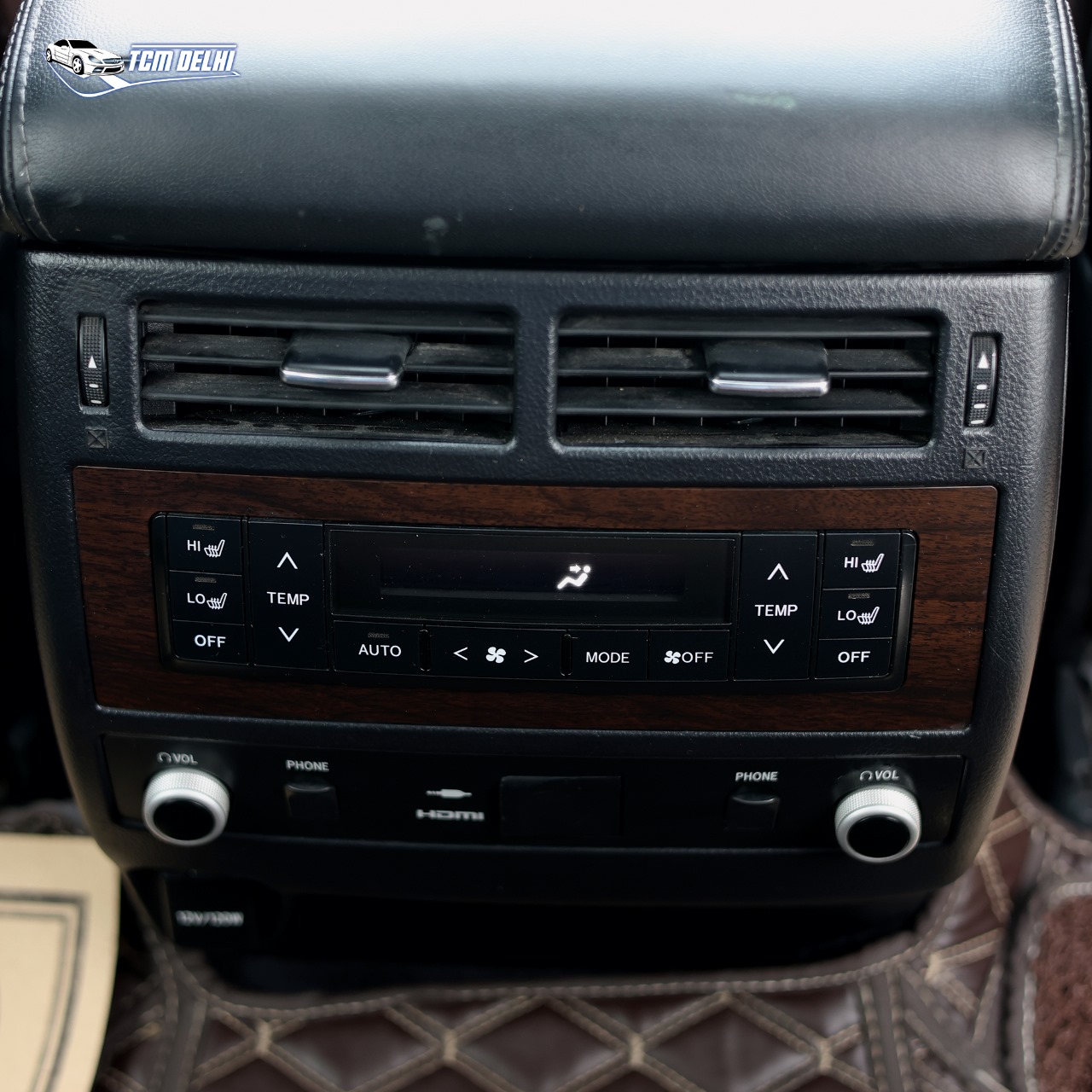 TOYOTA LAND CRUISER VX200