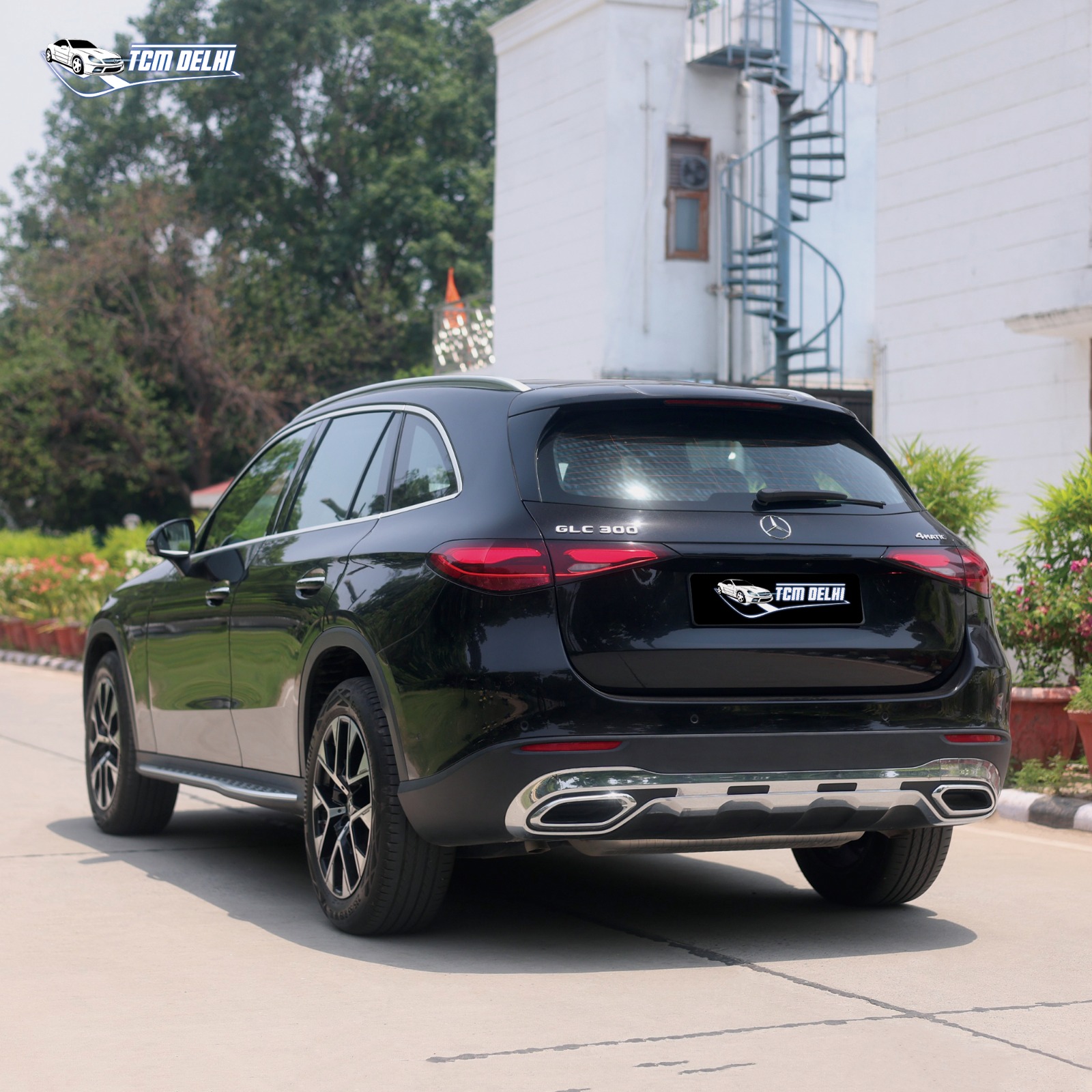 MERCEDES BENZ GLC300