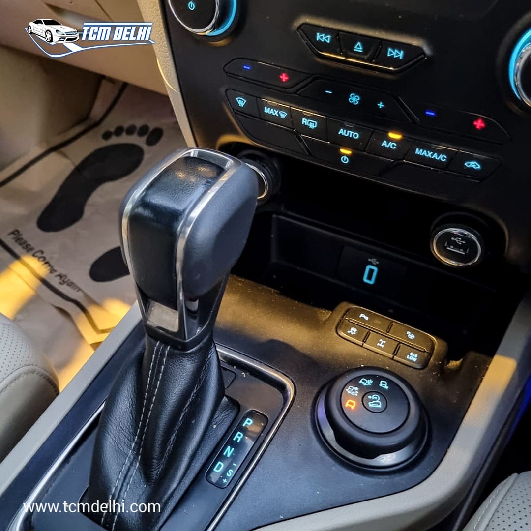 FORD ENDVEOUR 3.2 TITANUIM PLUS 4X4 AT