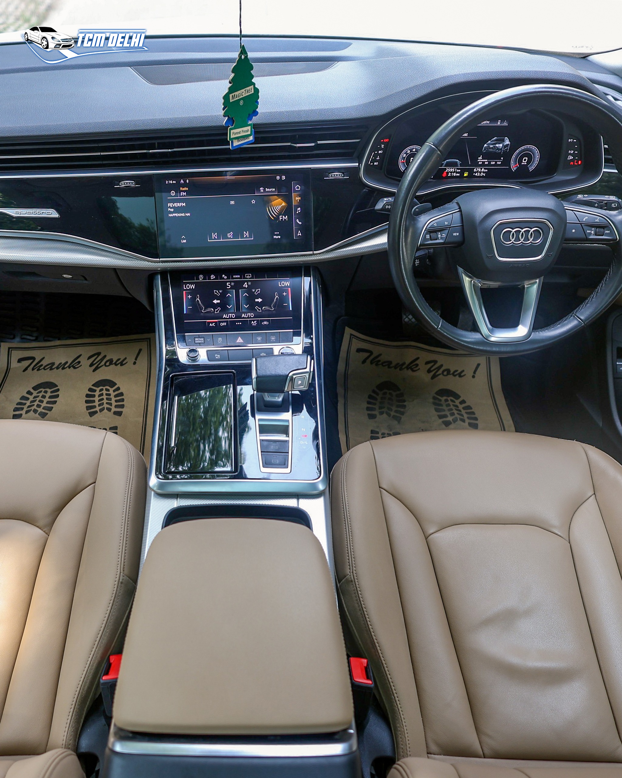 AUDI Q8 55 TFSI CELEBRATION