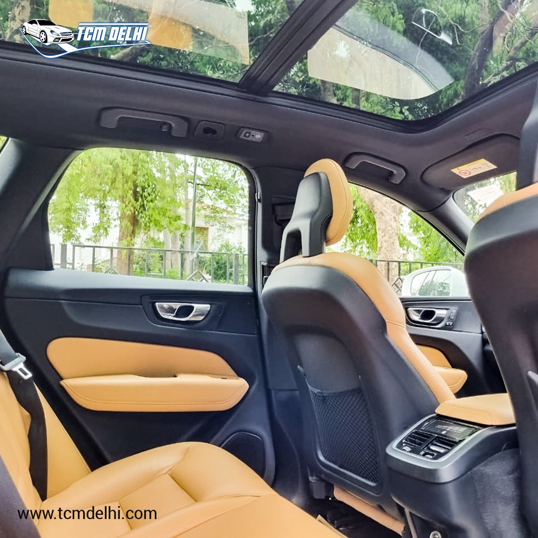 VOLVO XC60 D4 MOMENTUM