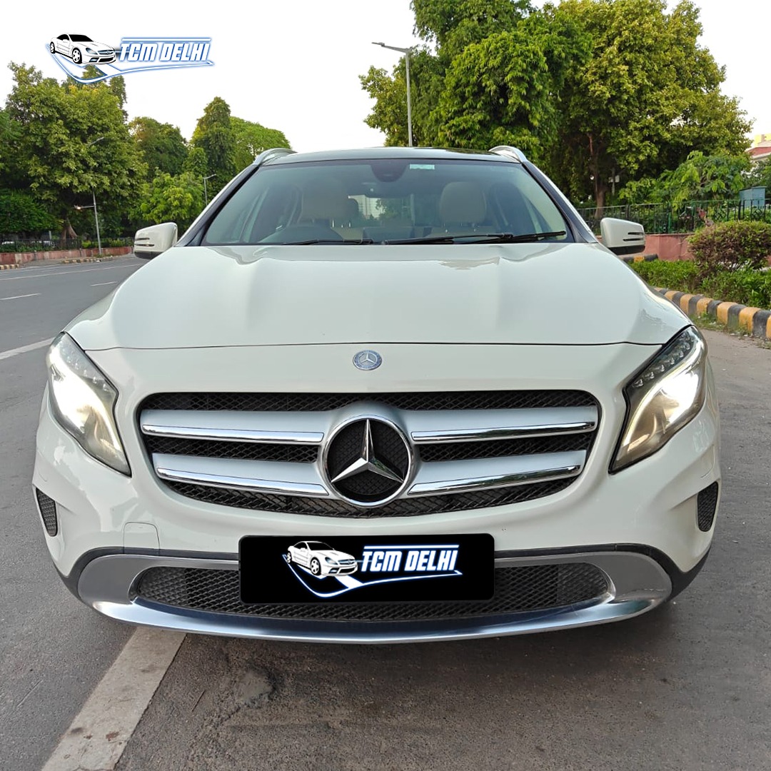 MERCEDES BENZ GLA200