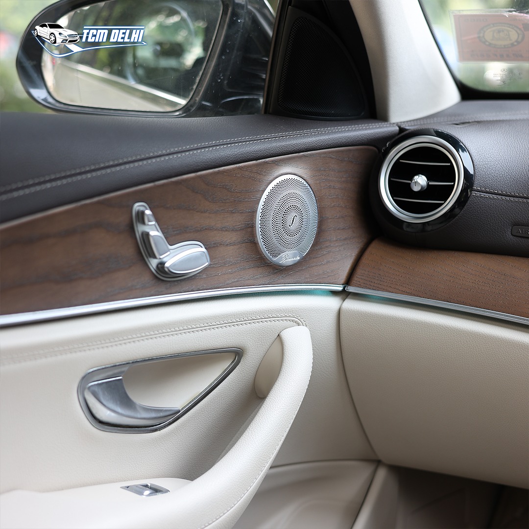 MERCEDES BENZ E220d EXCLUSIVE