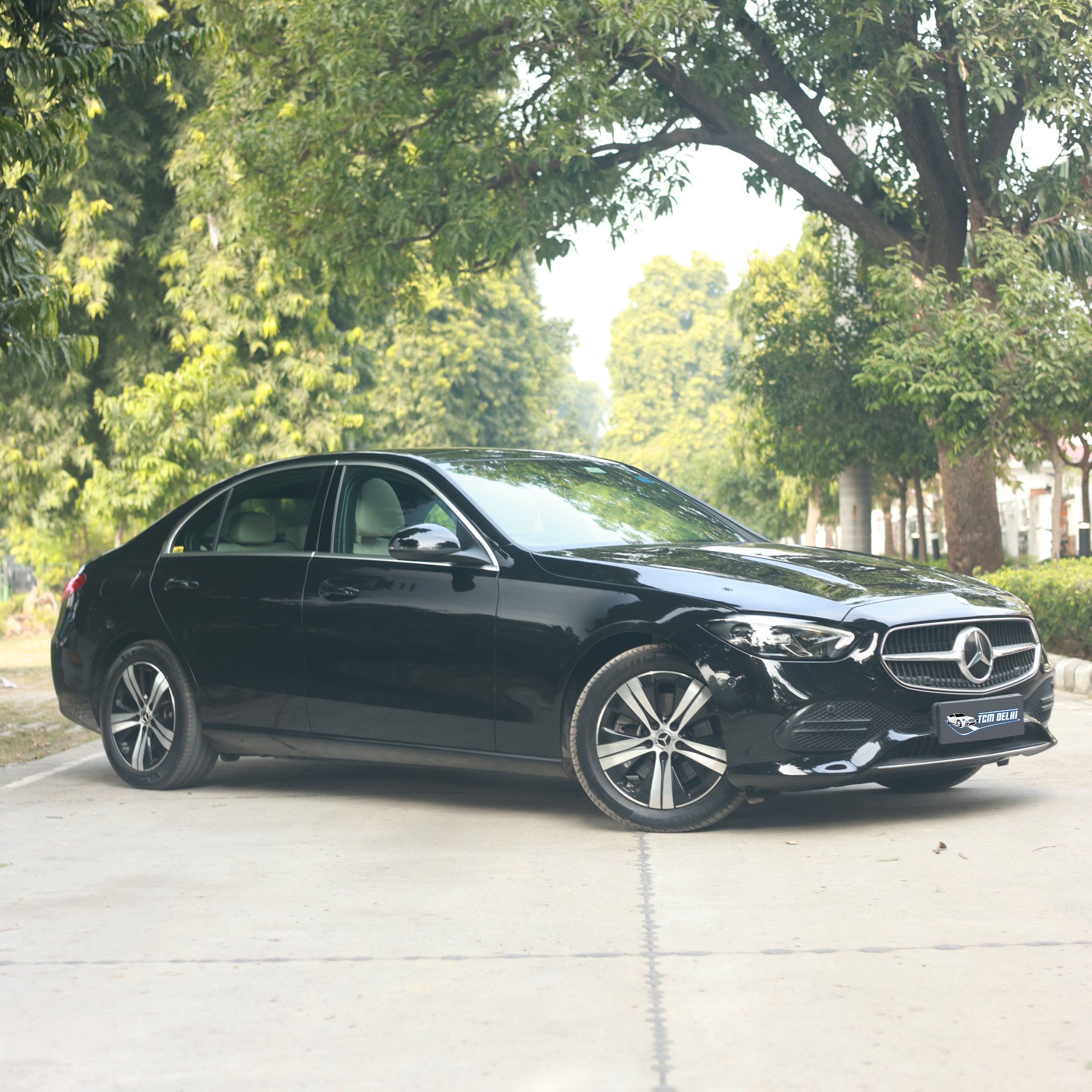 MERCEDES BENZ C200