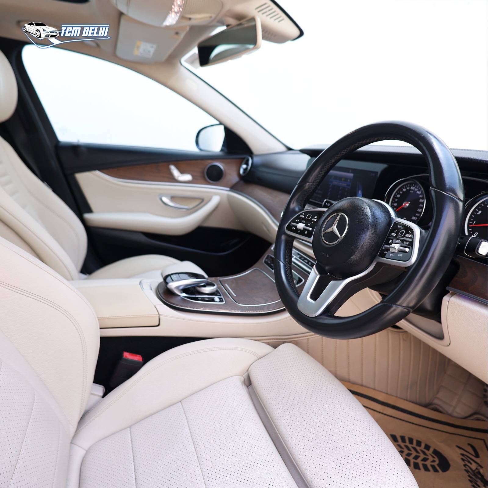 MERCEDES BENZ E200 EXPRESSION