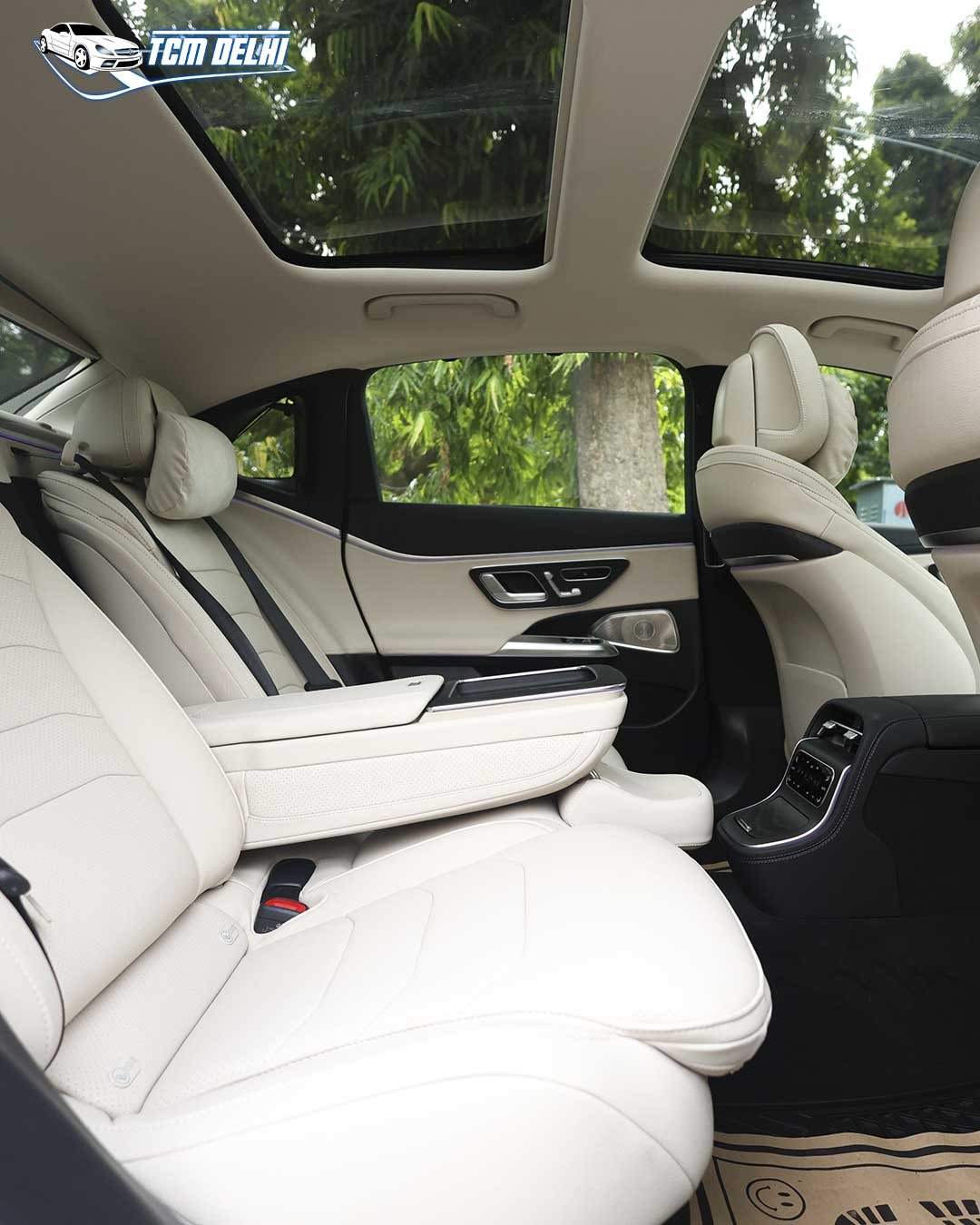 MERCEDES BENZ E200
