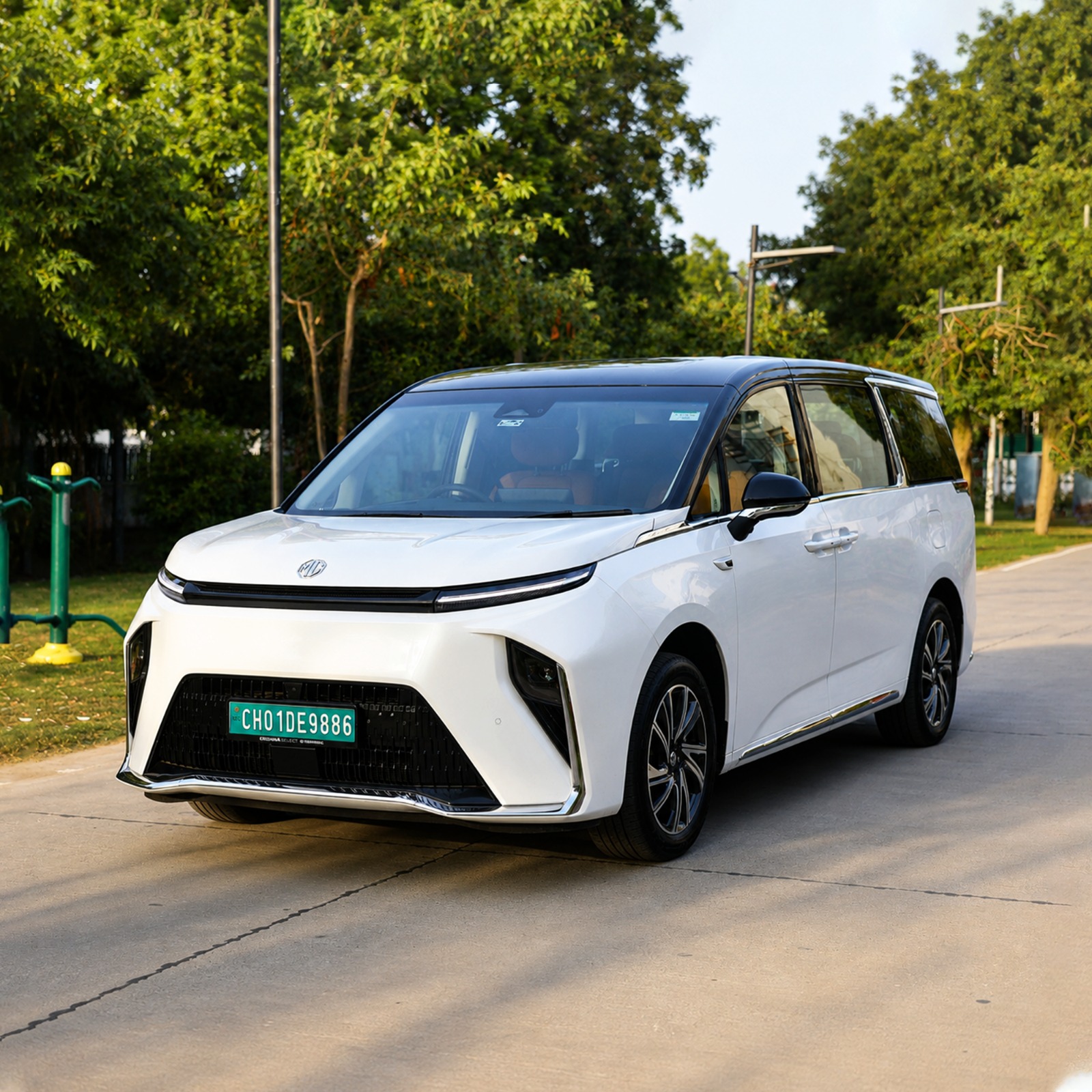 MG M9 EV ELECTRIC