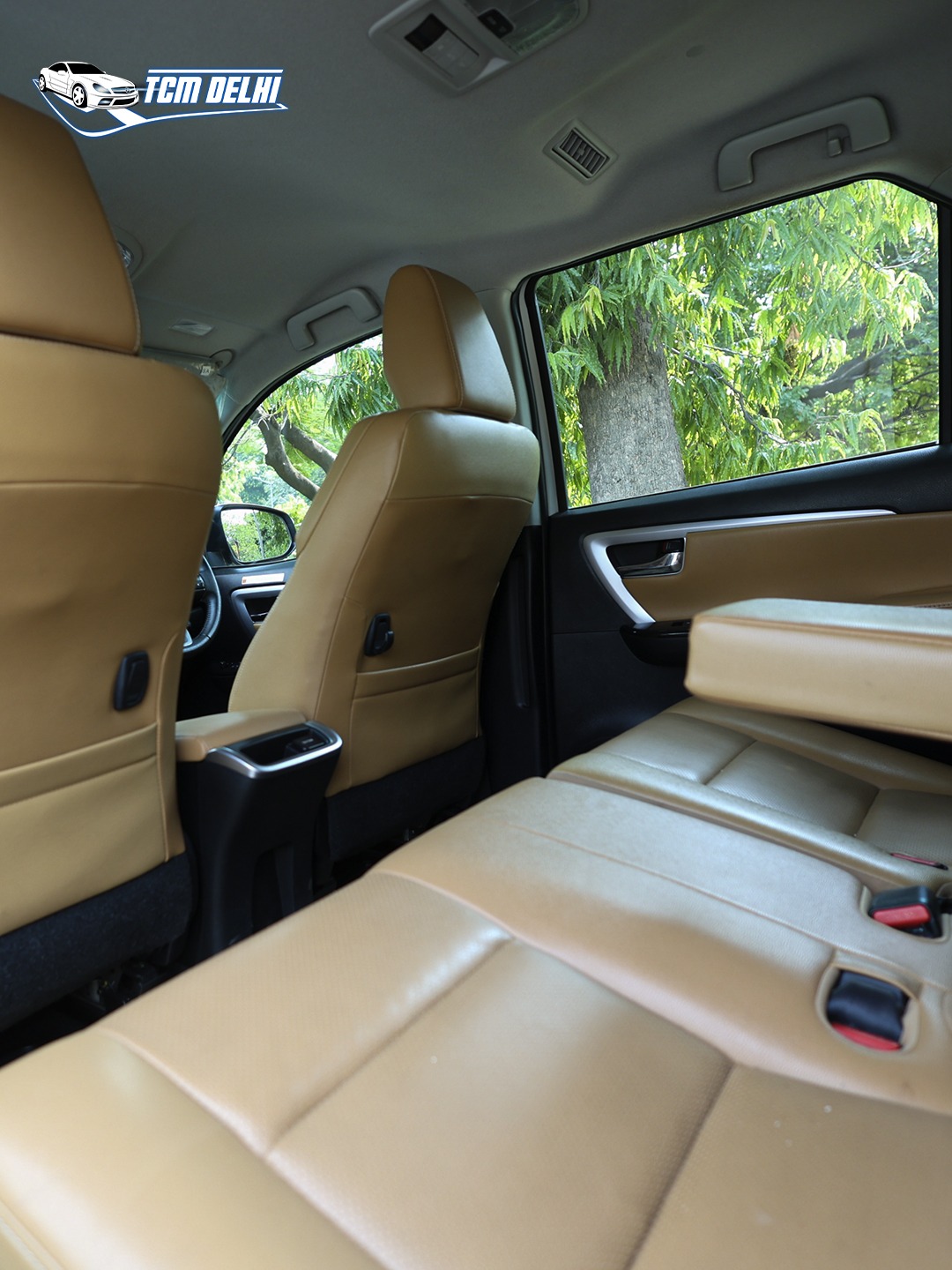 TOYOTA FORTUNER 4X2 AUTOMATIC