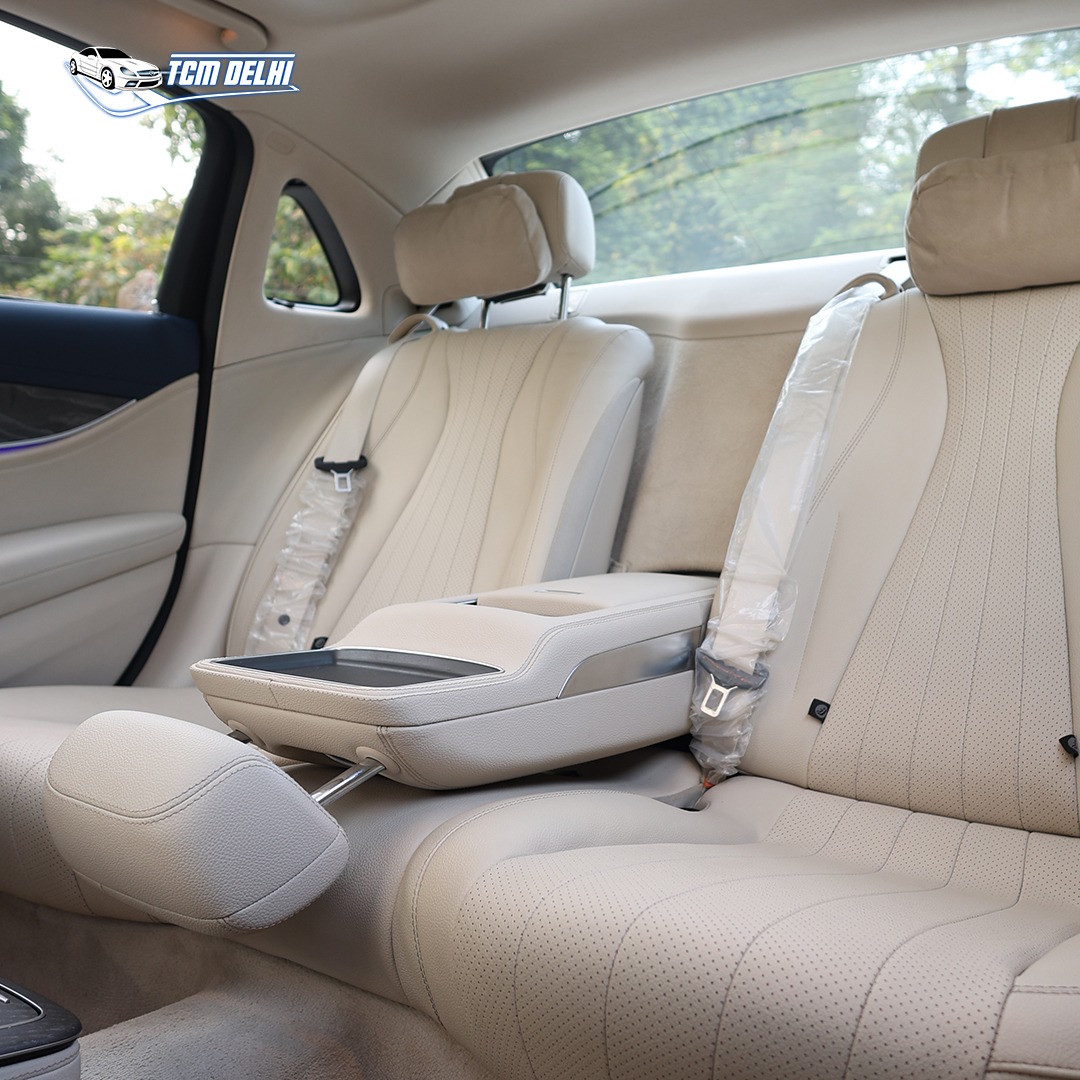 MERCEDES BENZ E200 AMG LINE