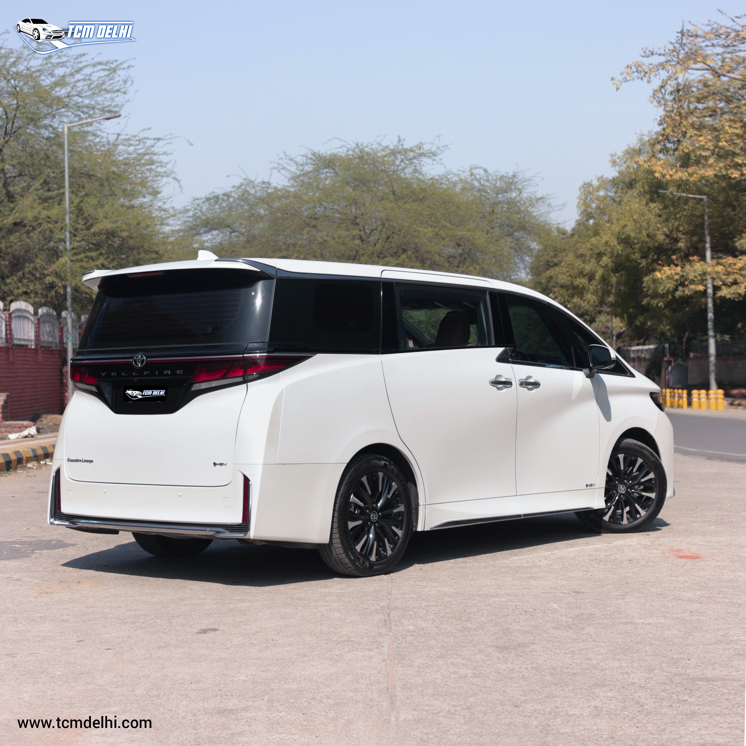 TOYOTA VELLFIRE EXECUTIVE LOUNGE