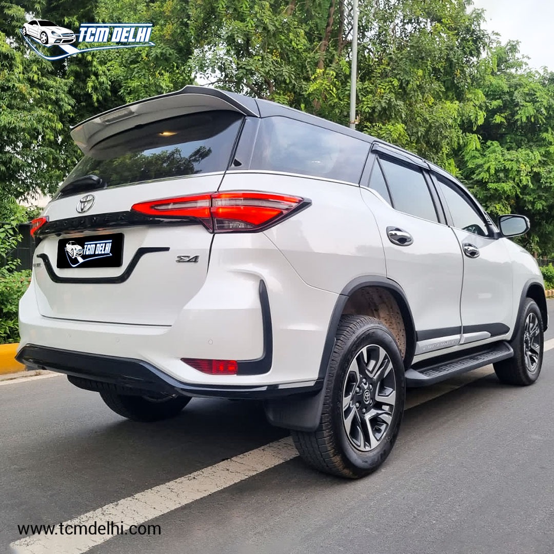 TOYOTA FORTUNER LEGENDER 4X4 A/T
