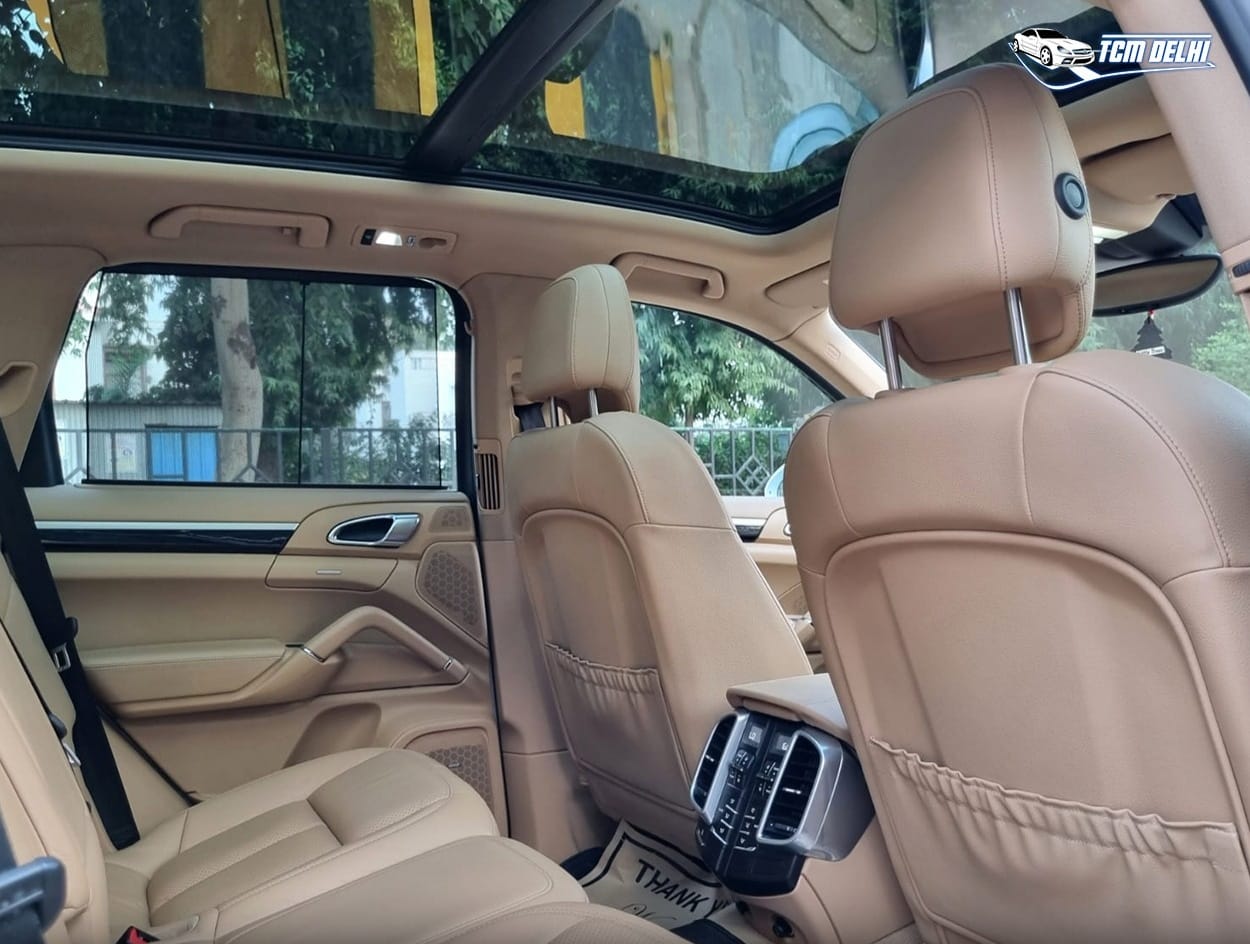PORSCHE CAYENNE PLATINUM EDIYION