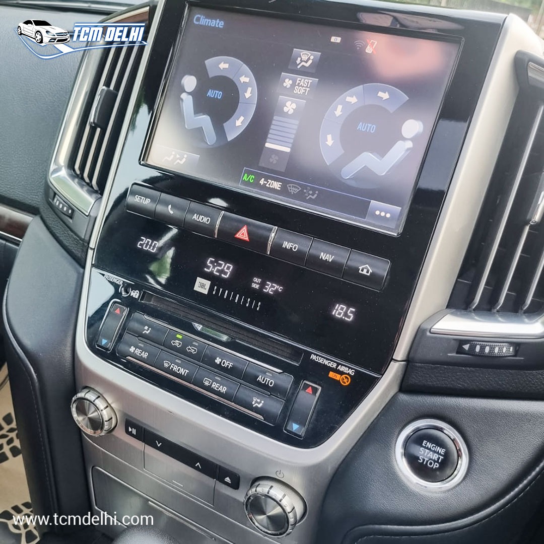 TOYOTA LAND CRUISER VX V8