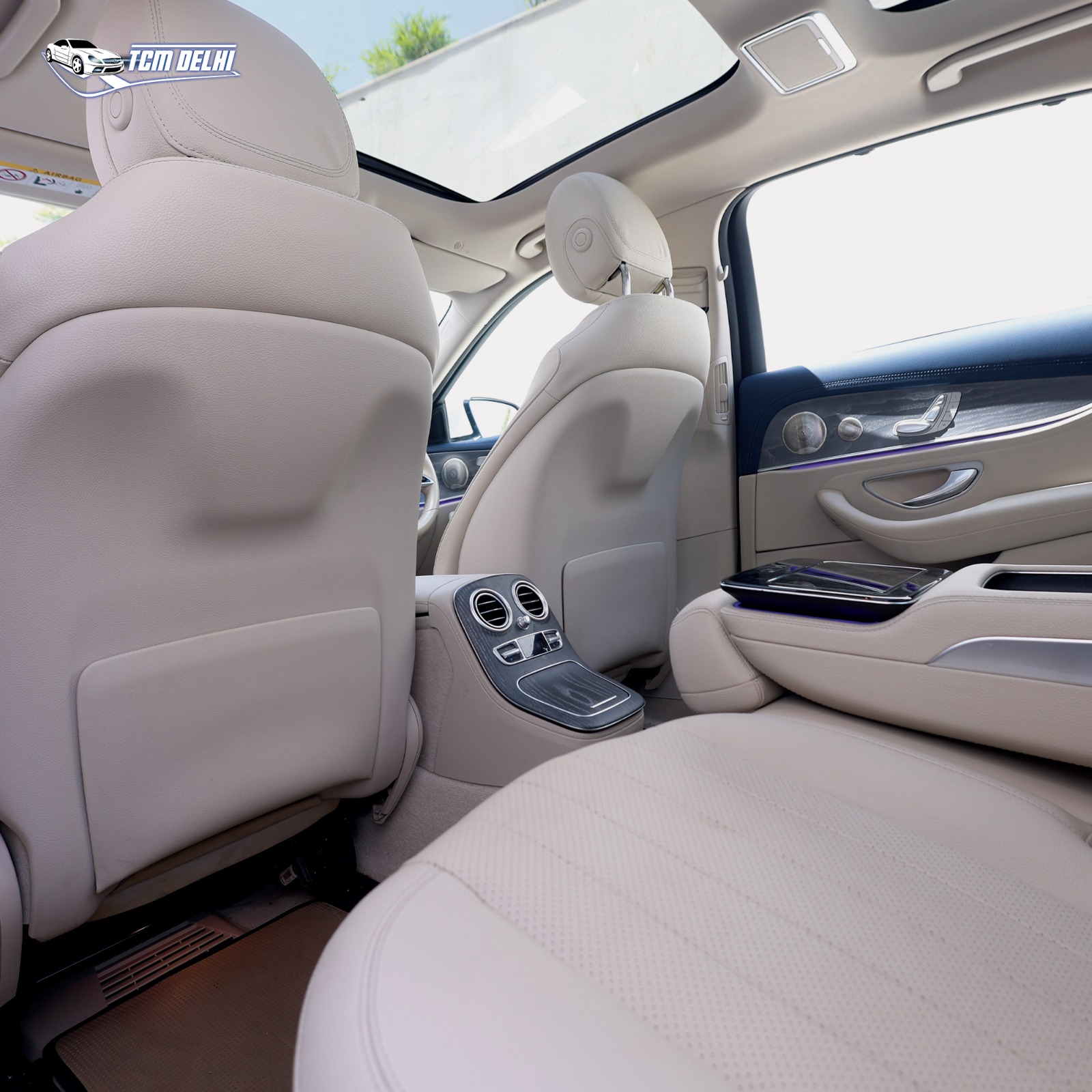 MERCEDES BENZ E200